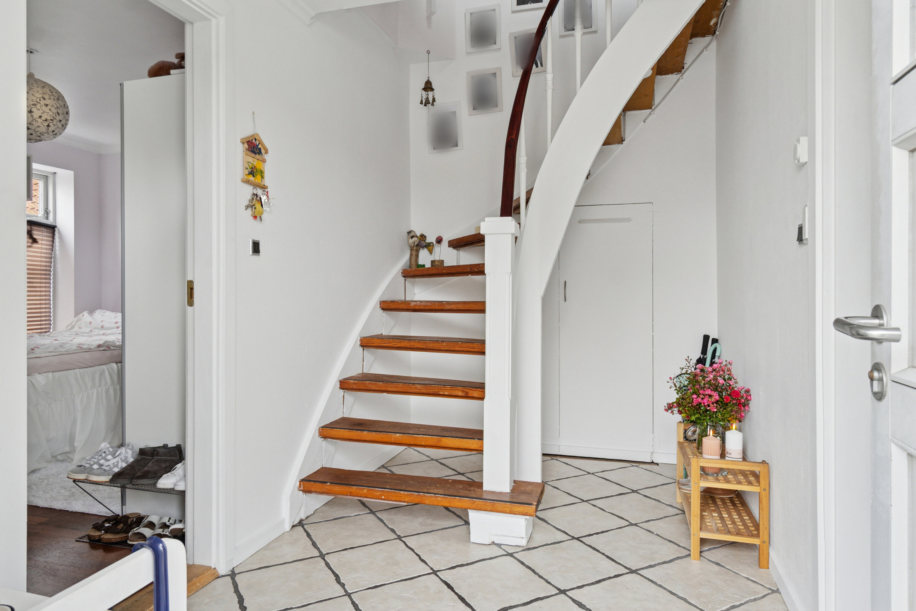 Fremhævet trappe billede i fuldskærmstilstand. Billede af Sørby Hovedgade 22, Sørbymagle, 4200 Slagelse