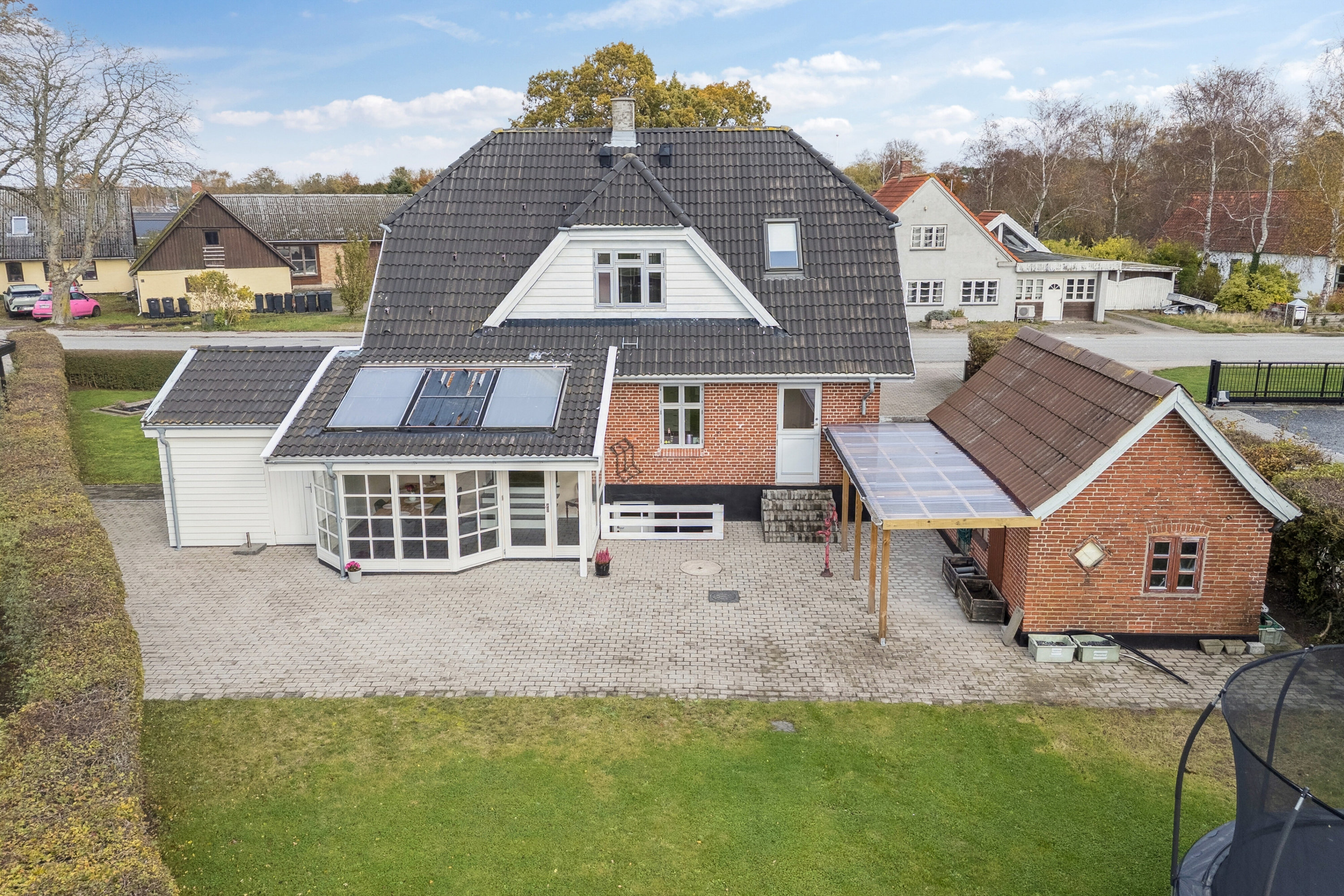 Fremhævet set fra haven billede i fuldskærmstilstand. Billede af Sørby Hovedgade 22, Sørbymagle, 4200 Slagelse