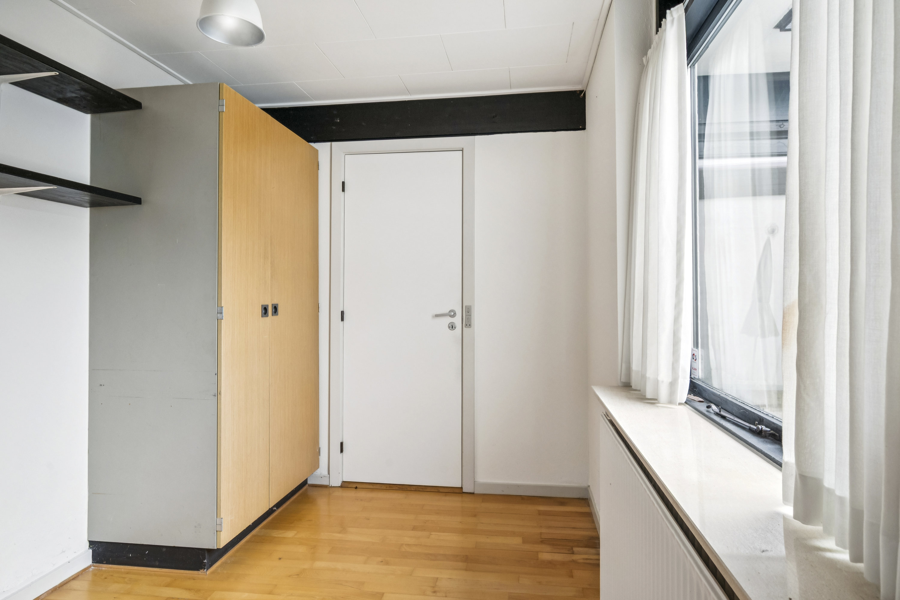 Fremhævet gang billede i fuldskærmstilstand. Billede af Skolevej 4A, 8250 Egå