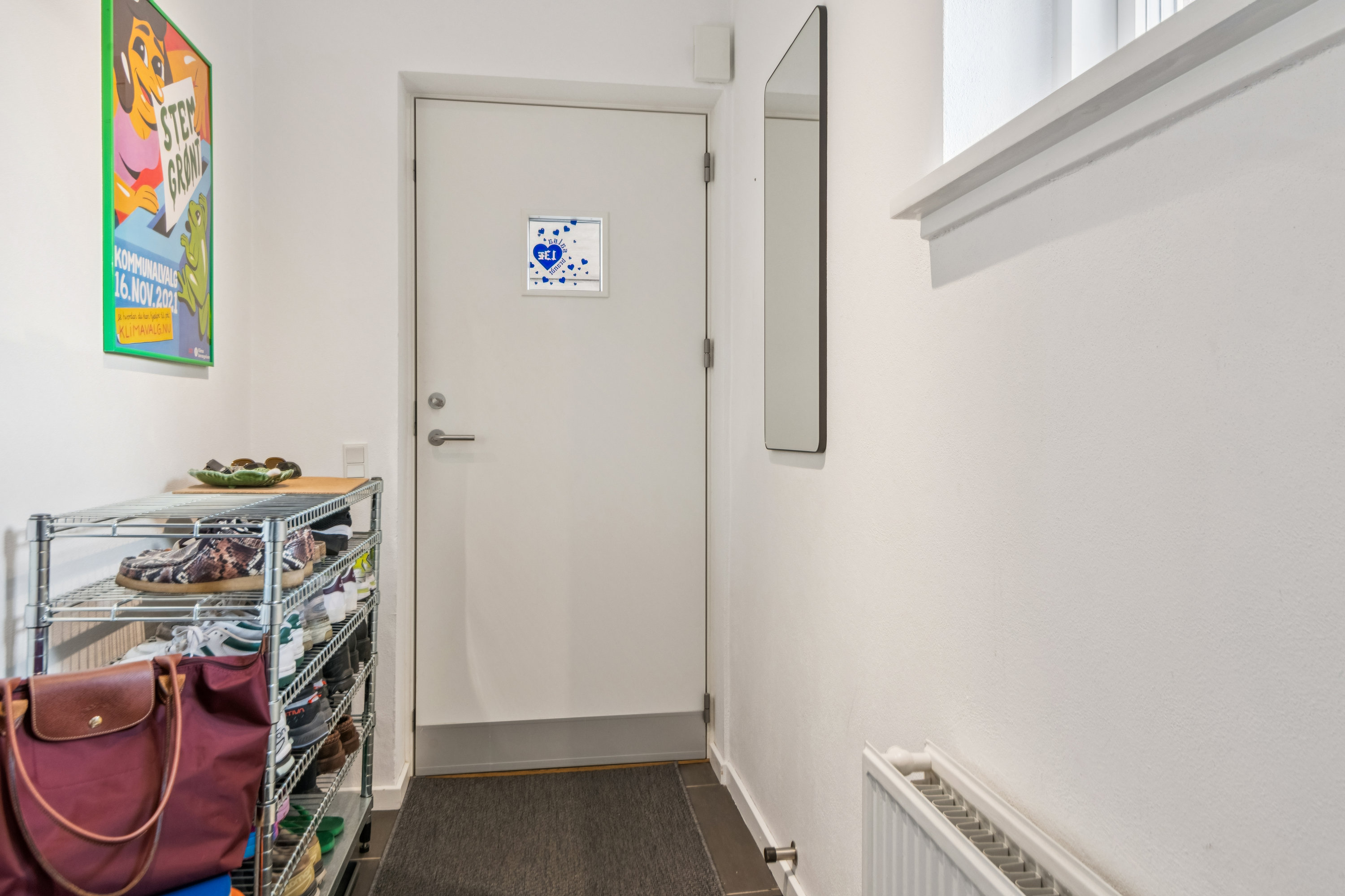 Fremhævet gang billede i fuldskærmstilstand. Billede af Fredericiagade 13E, st.., 9000 Aalborg