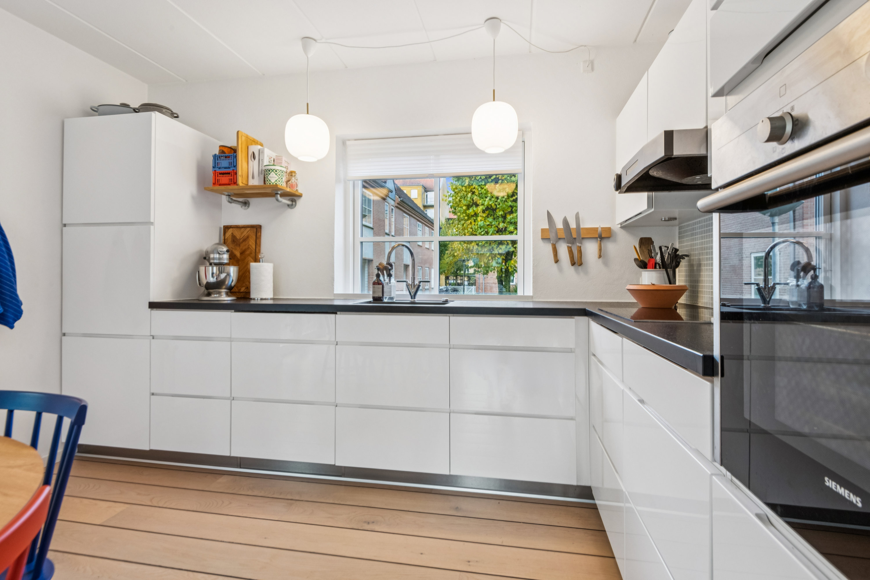 Fremhævet køkken billede i fuldskærmstilstand. Billede af Fredericiagade 13E, st.., 9000 Aalborg