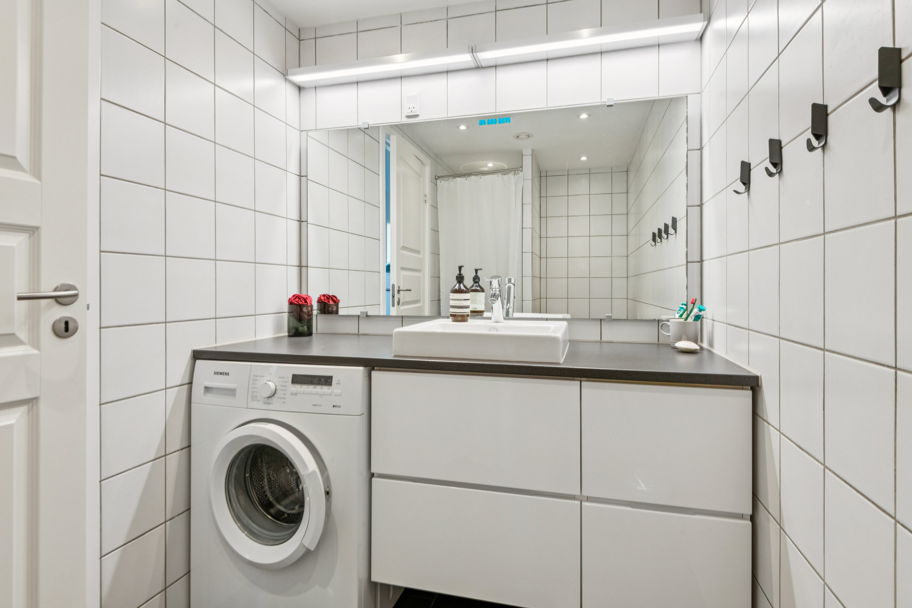 Fremhævet badeværelse billede i fuldskærmstilstand. Billede af Fredericiagade 13E, st.., 9000 Aalborg