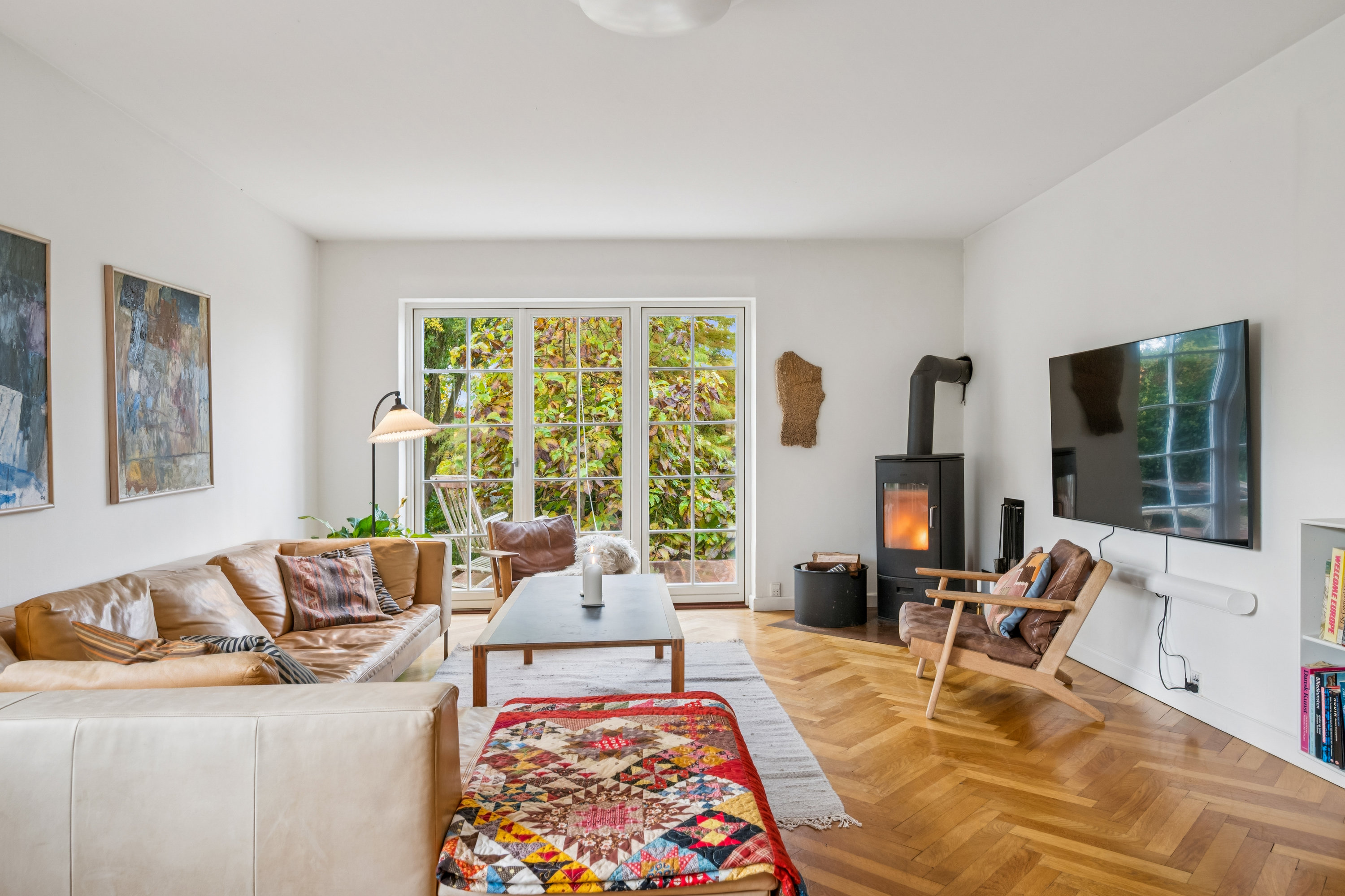 Fremhævet stue billede i fuldskærmstilstand. Billede af Enebærvej 19, 8240 Risskov