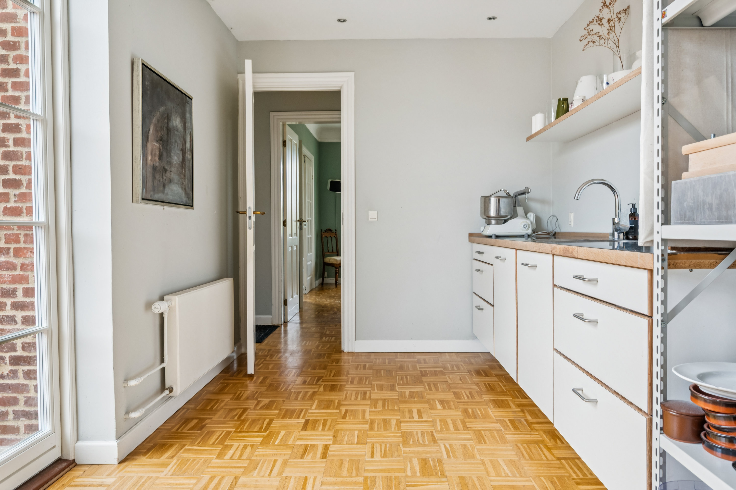 Fremhævet værelse billede i fuldskærmstilstand. Billede af Enebærvej 19, 8240 Risskov