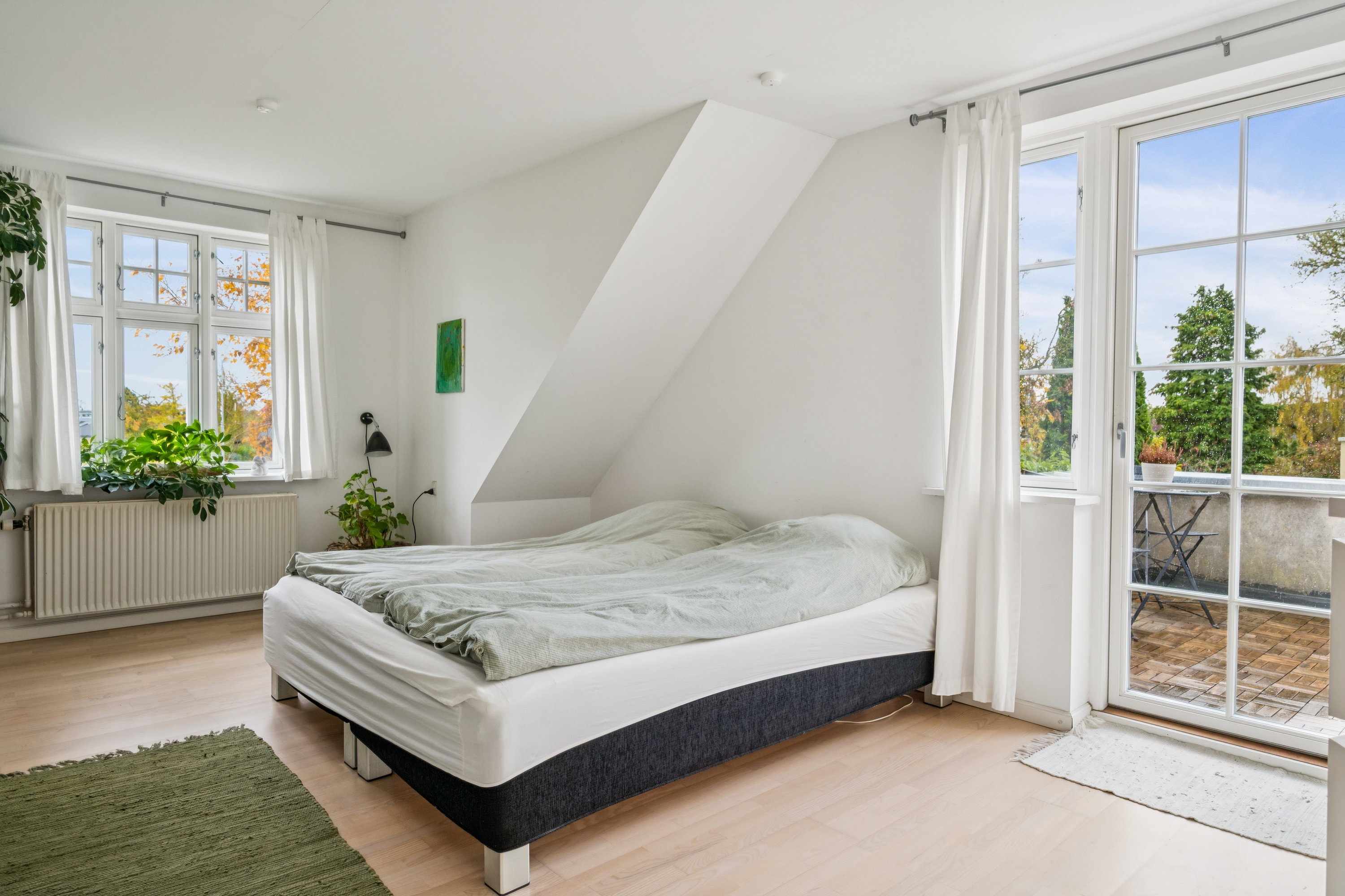 Fremhævet værelse billede i fuldskærmstilstand. Billede af Enebærvej 19, 8240 Risskov