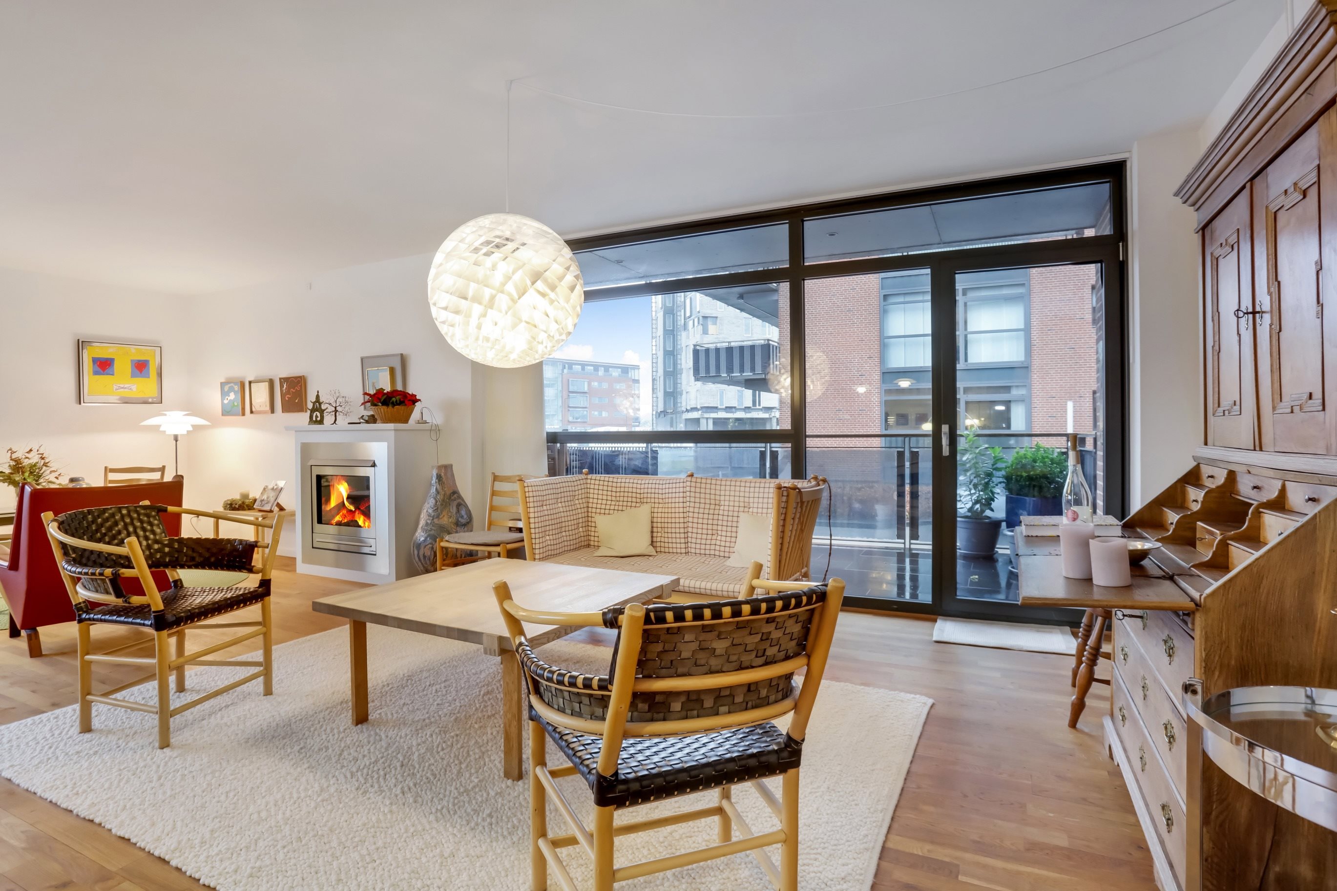 Fremhævet stue billede i fuldskærmstilstand. Billede af Papirfabrikken 16, st.. 4., 8600 Silkeborg