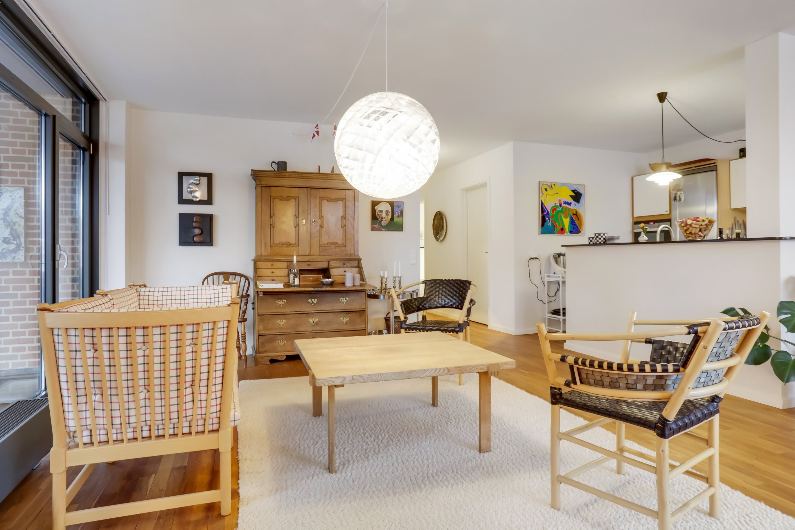 Fremhævet stue billede i fuldskærmstilstand. Billede af Papirfabrikken 16, st.. 4., 8600 Silkeborg