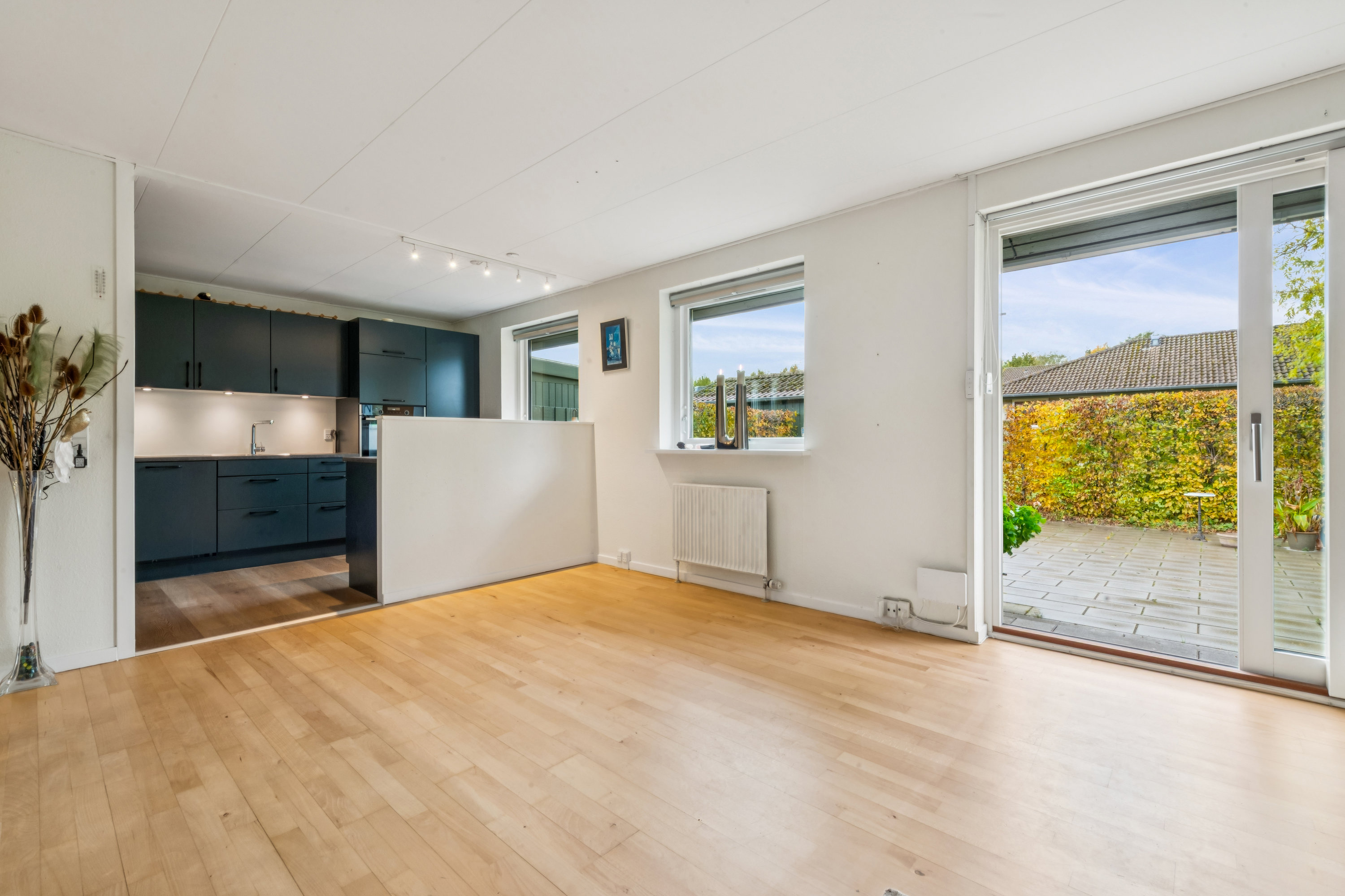 Fremhævet stue billede i fuldskærmstilstand. Billede af Morbærhegnet 53, 2670 Greve