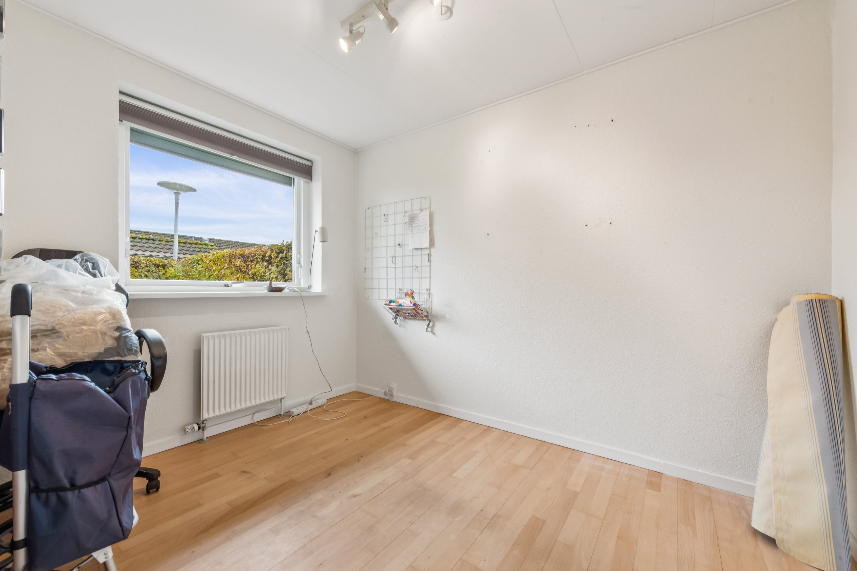 Fremhævet værelse billede i fuldskærmstilstand. Billede af Morbærhegnet 53, 2670 Greve