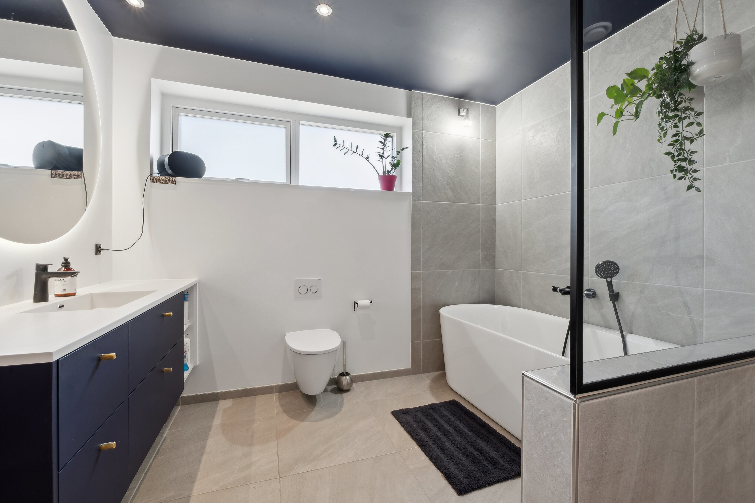 Fremhævet badeværelse billede i fuldskærmstilstand. Billede af Admiraltoften 47, 8660 Skanderborg