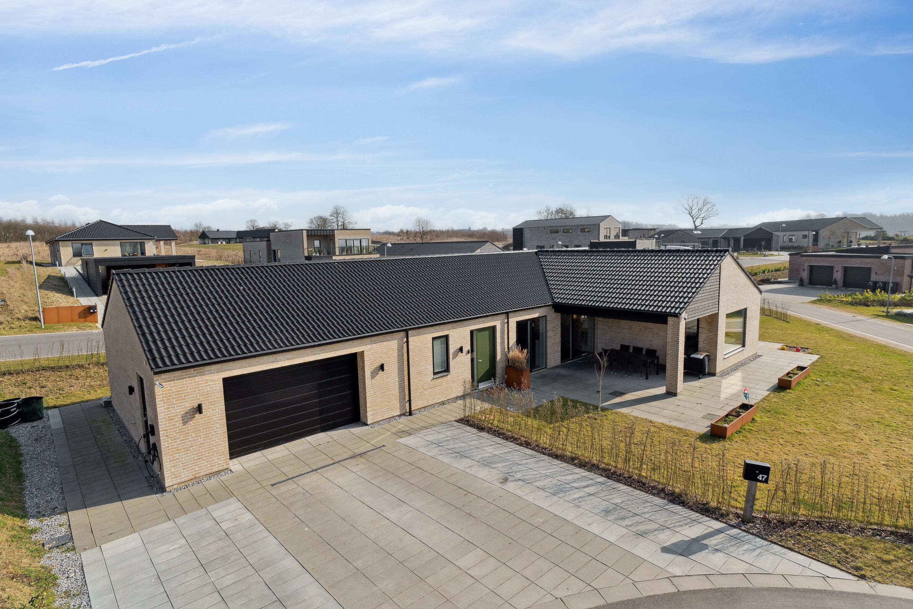 Fremhævet ejendommen billede i fuldskærmstilstand. Billede af Admiraltoften 47, 8660 Skanderborg