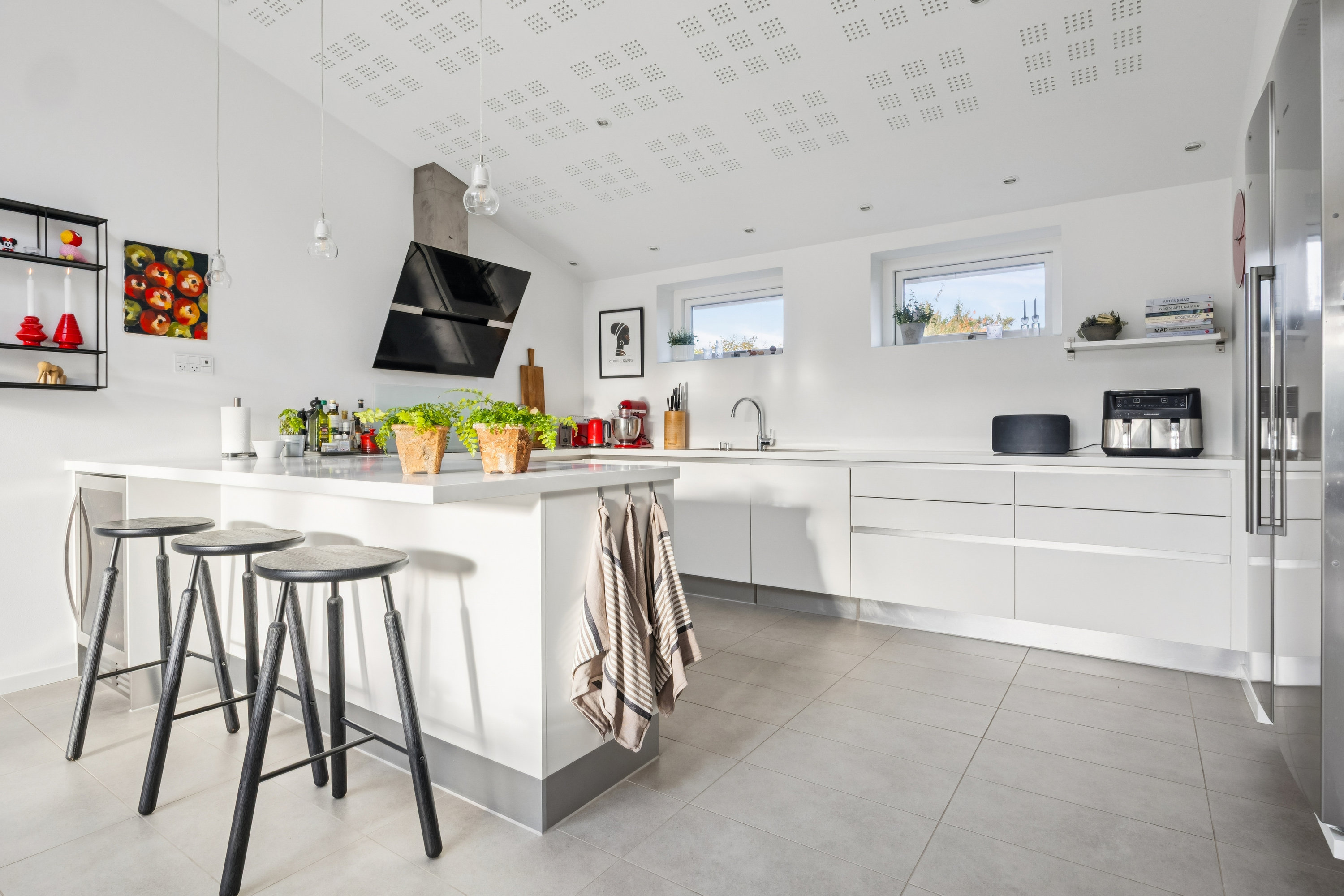 Fremhævet køkken billede i fuldskærmstilstand. Billede af Jordbærvænget 9, 4660 Store Heddinge