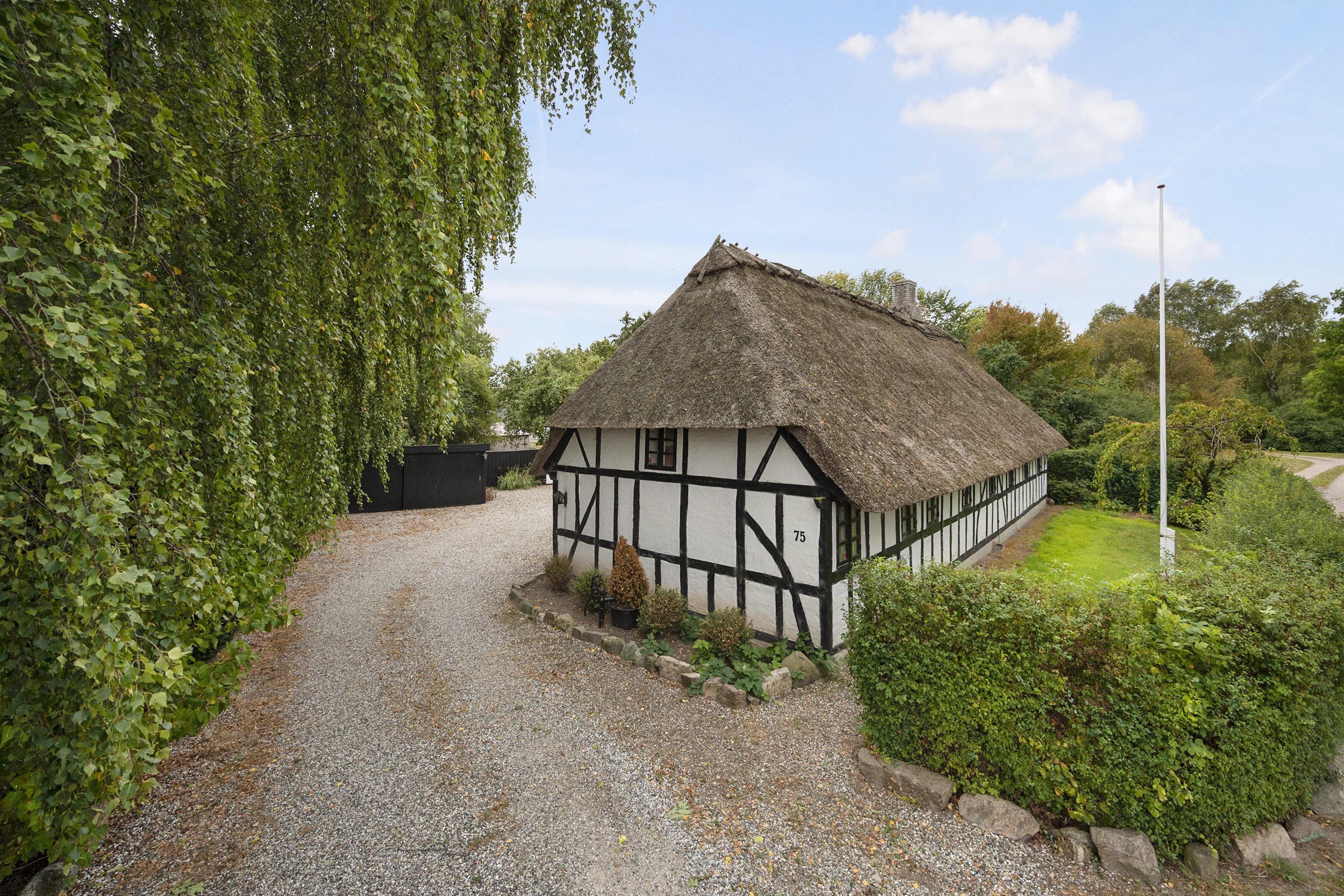 Fremhævet  billede i fuldskærmstilstand. Billede af Labirksgyden 75, Birkum, 5220 Odense SØ