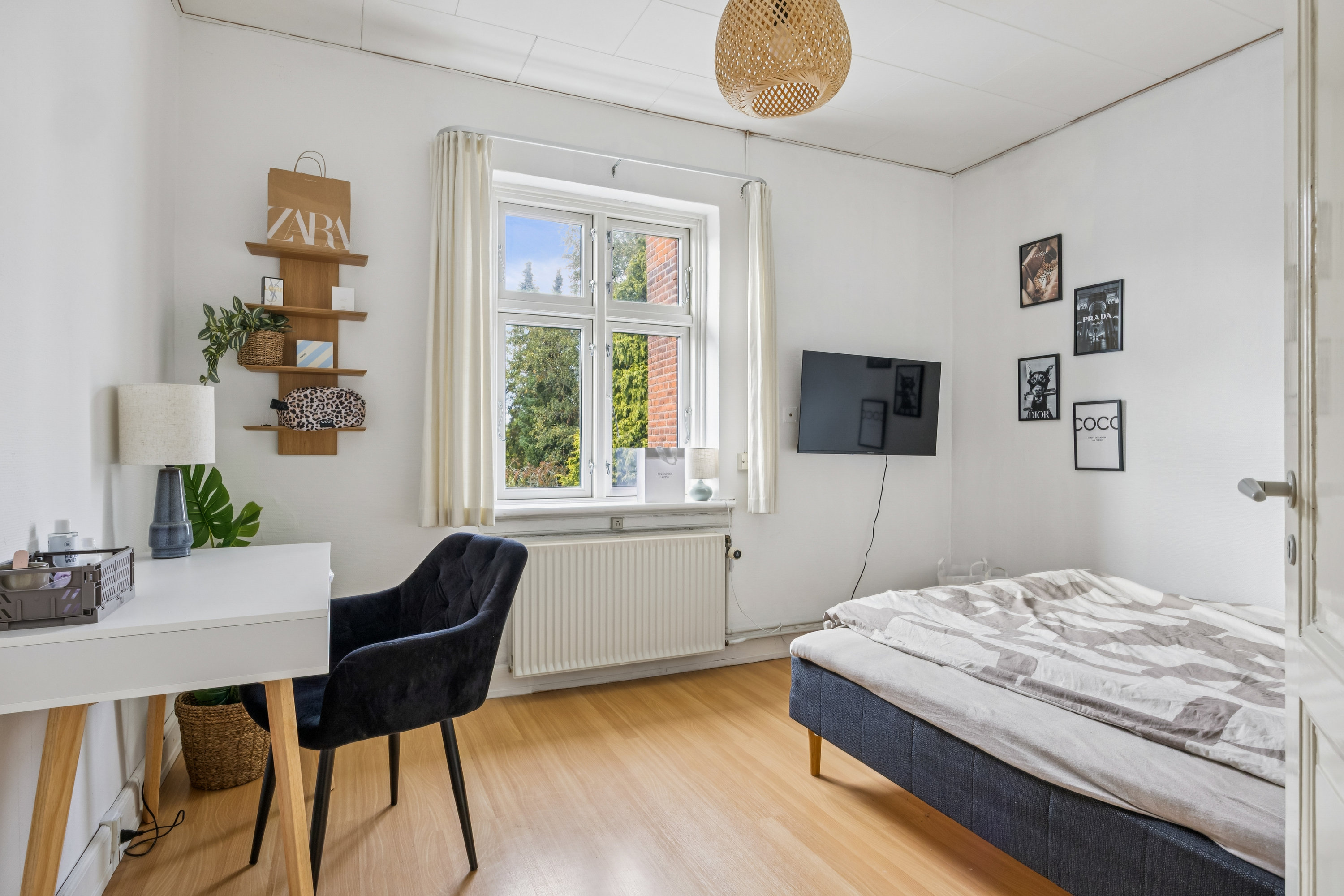 Fremhævet værelse billede i fuldskærmstilstand. Billede af Skovvej 2, Alkestrup, 4682 Tureby