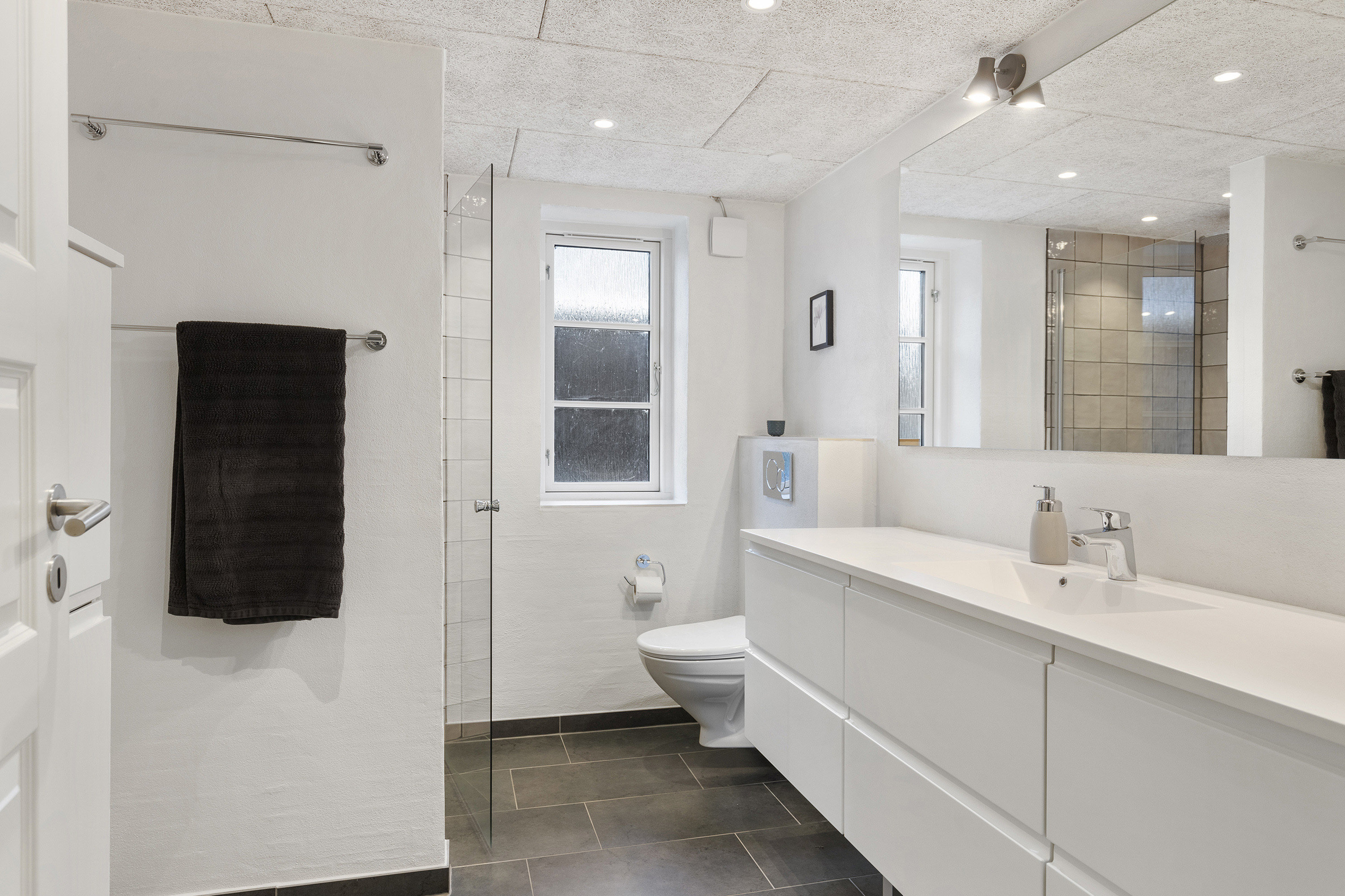 Fremhævet  billede i fuldskærmstilstand. Billede af Vester Søvej 6, Skørbæk, 9240 Nibe