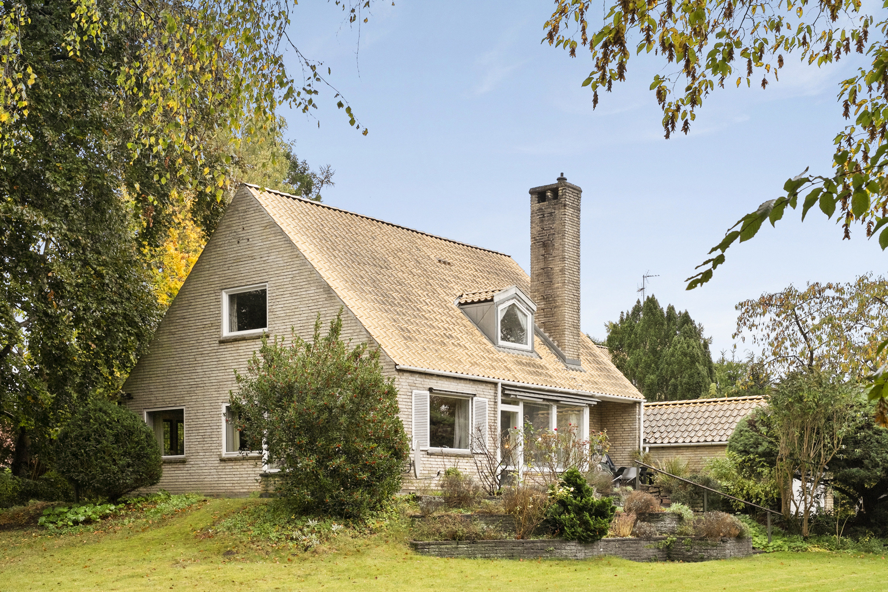 Fremhævet ejendommen billede i fuldskærmstilstand. Billede af Ellesøpark 40, 2950 Vedbæk