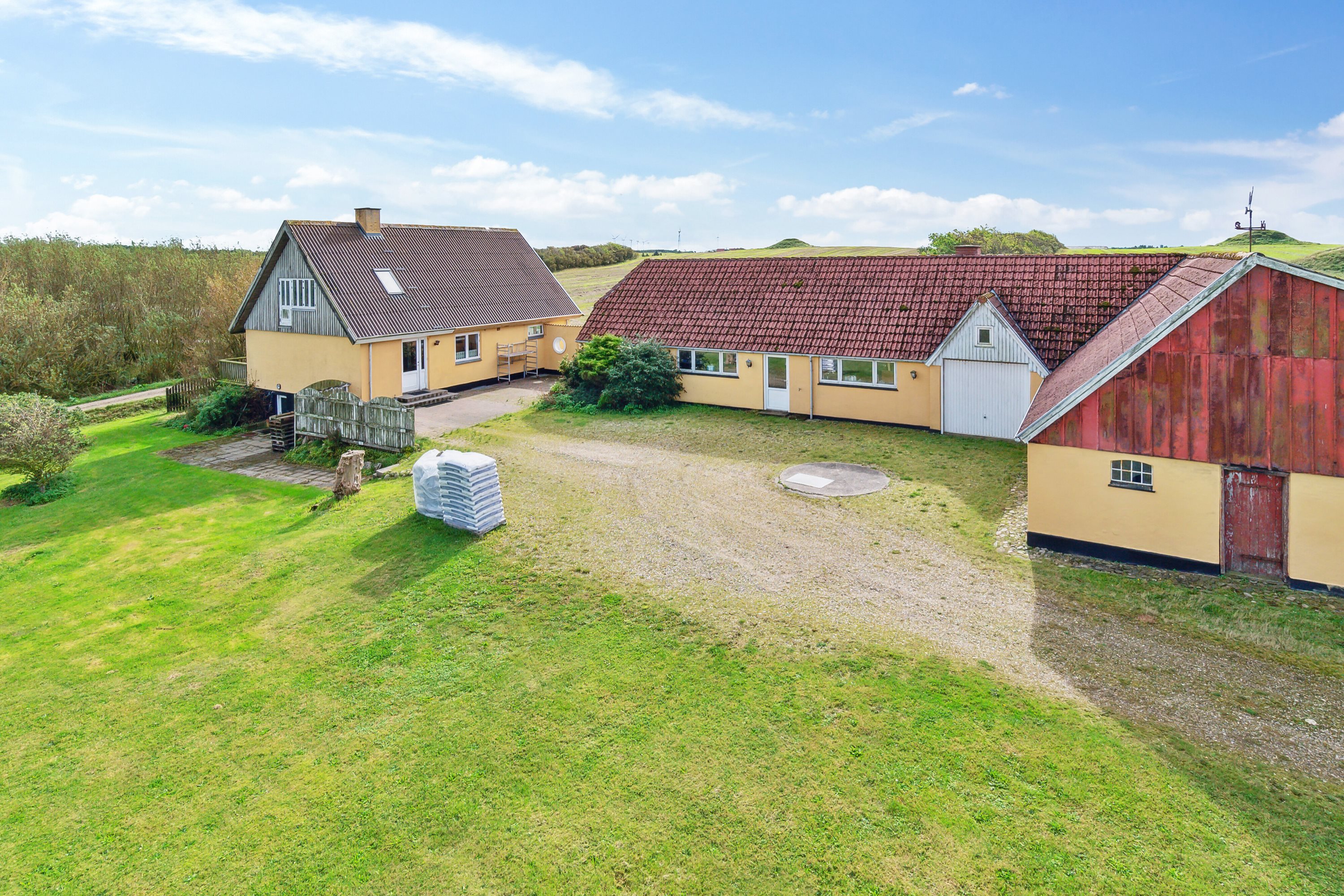 Miniaturebillede 1: set fra haven. Billede af Hurupvej 26, 7760 Hurup Thy