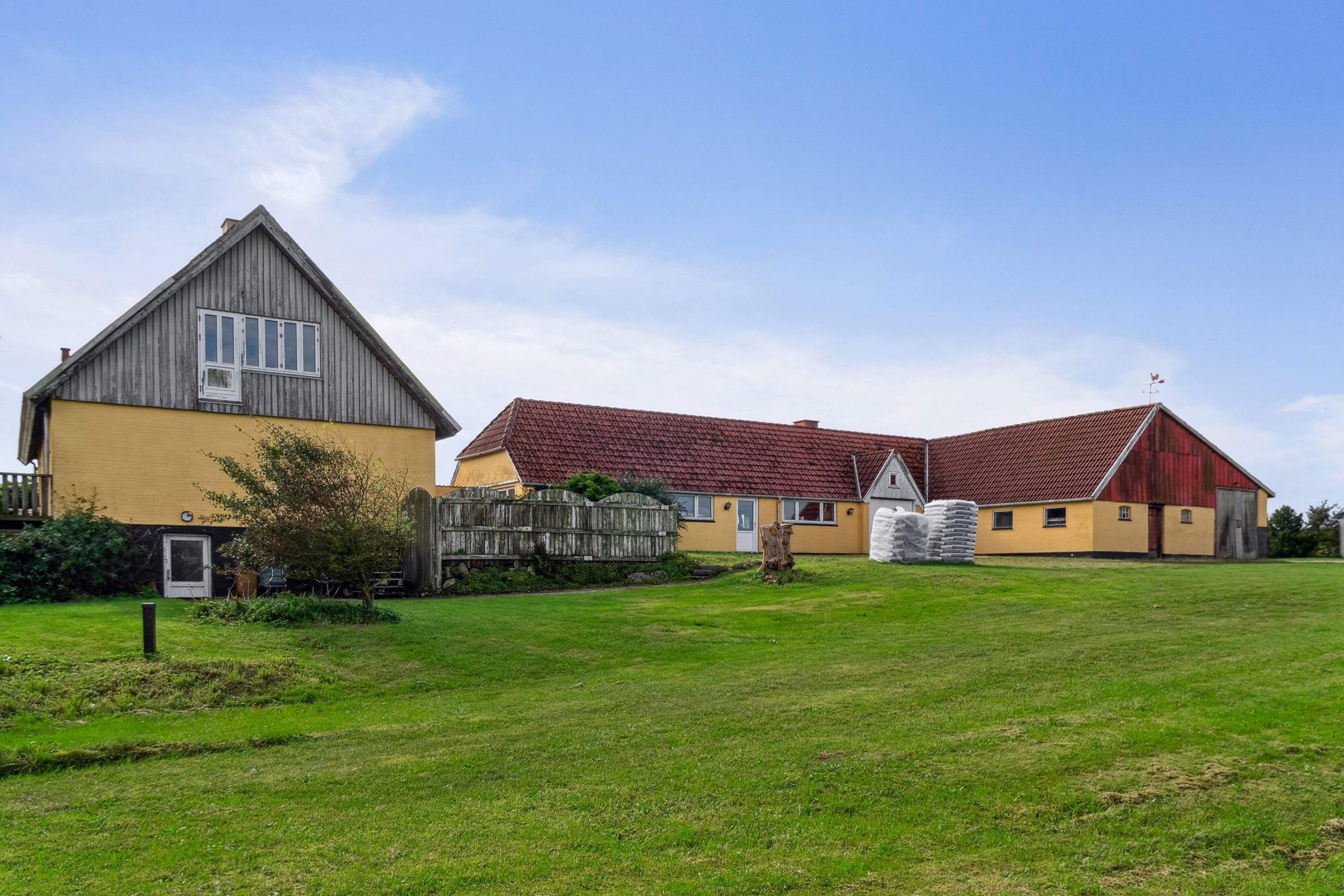 Fremhævet set fra haven billede i fuldskærmstilstand. Billede af Hurupvej 26, 7760 Hurup Thy