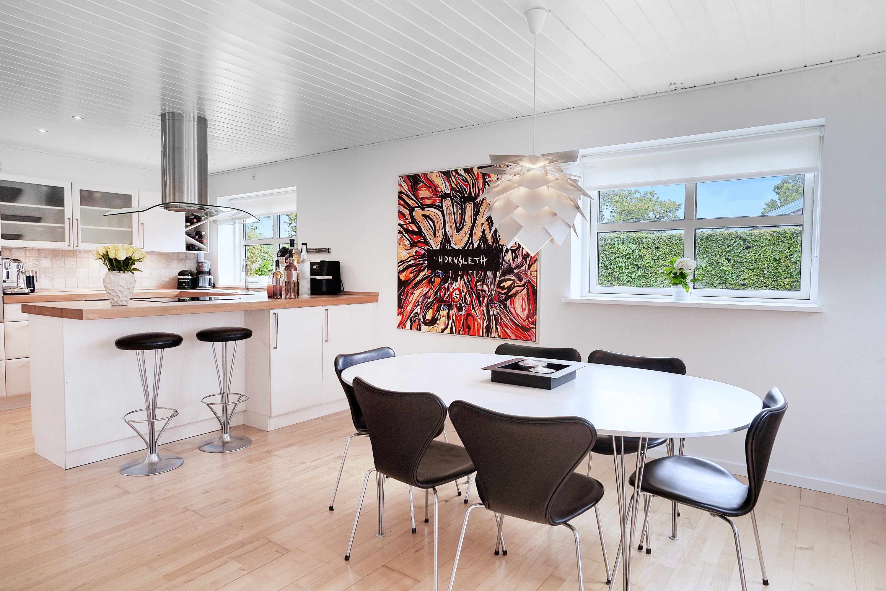 Fremhævet spisestue billede i fuldskærmstilstand. Billede af Sennepsbakken 26, 3100 Hornbæk
