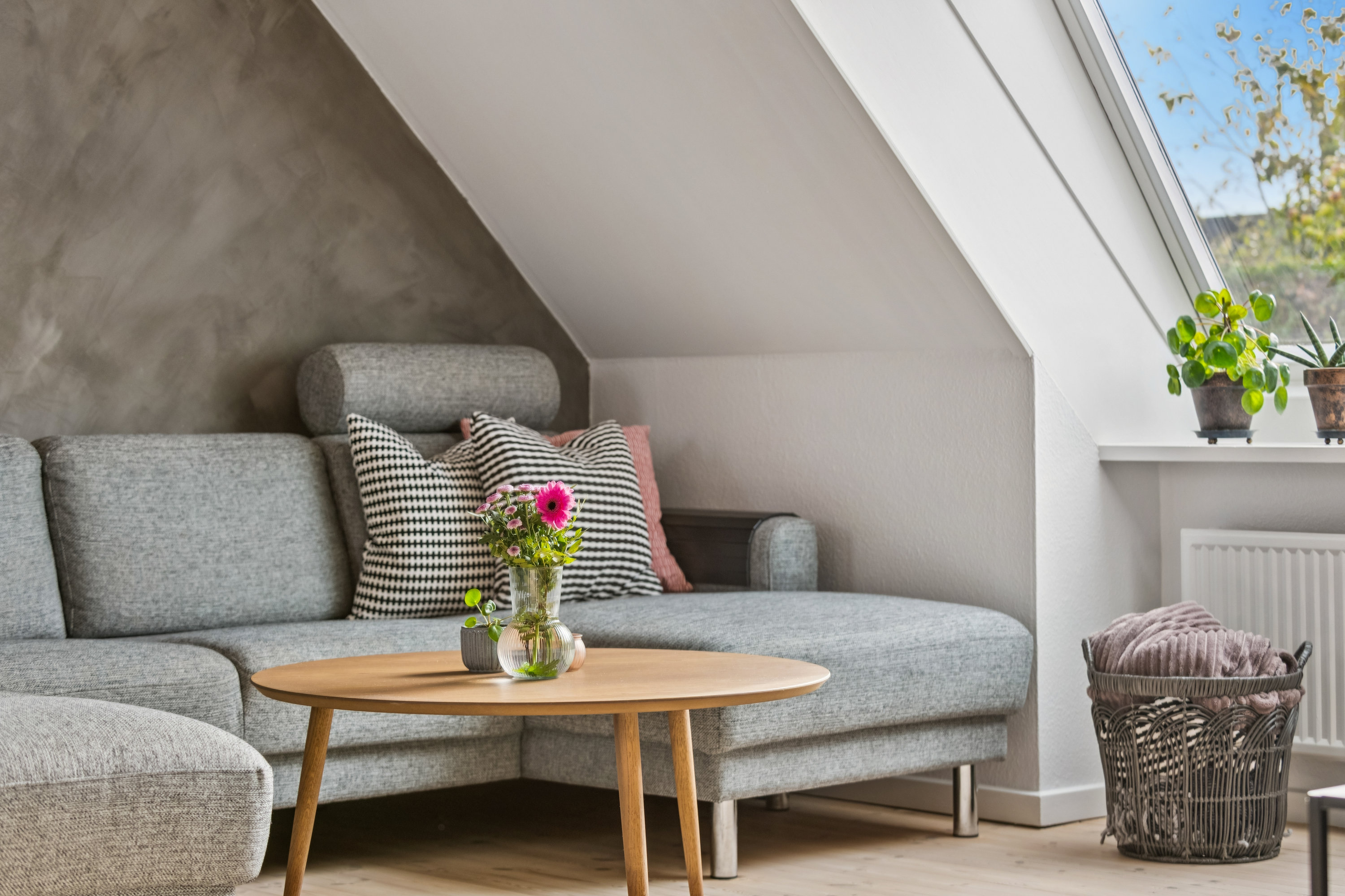 Fremhævet stue billede i fuldskærmstilstand. Billede af Th. Sauers Vej 52, 9000 Aalborg