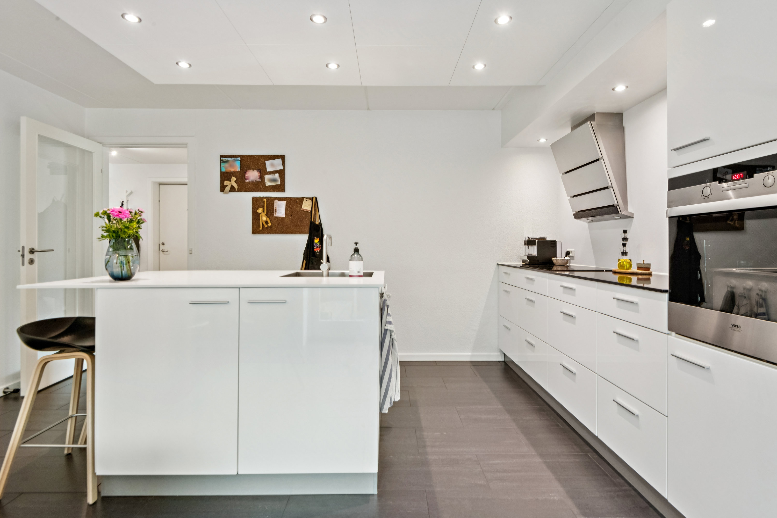 Fremhævet køkken billede i fuldskærmstilstand. Billede af Th. Sauers Vej 52, 9000 Aalborg