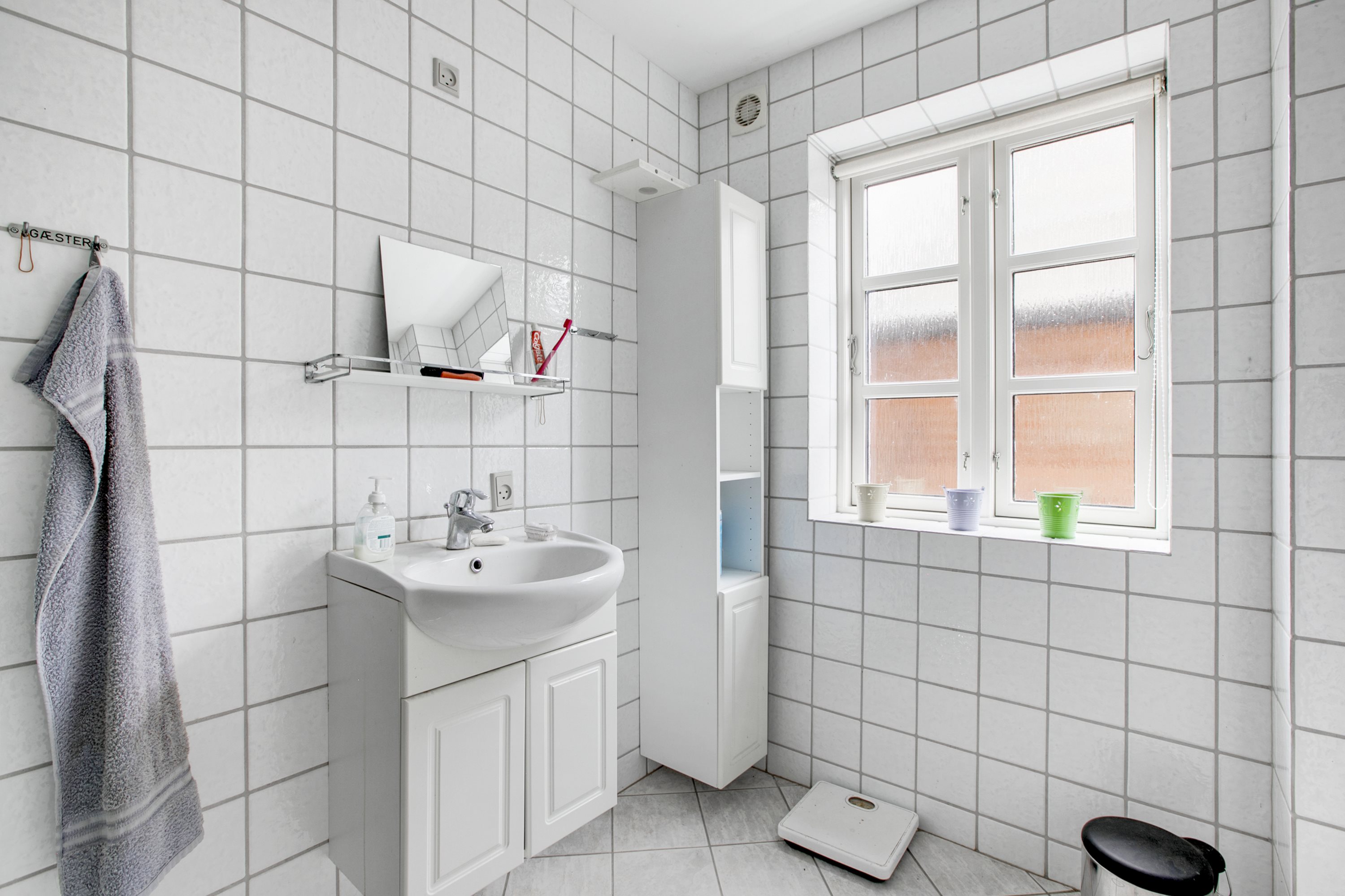 Fremhævet badeværelse billede i fuldskærmstilstand. Billede af Skelund Hovedgade 27, Skelund, 9560 Hadsund