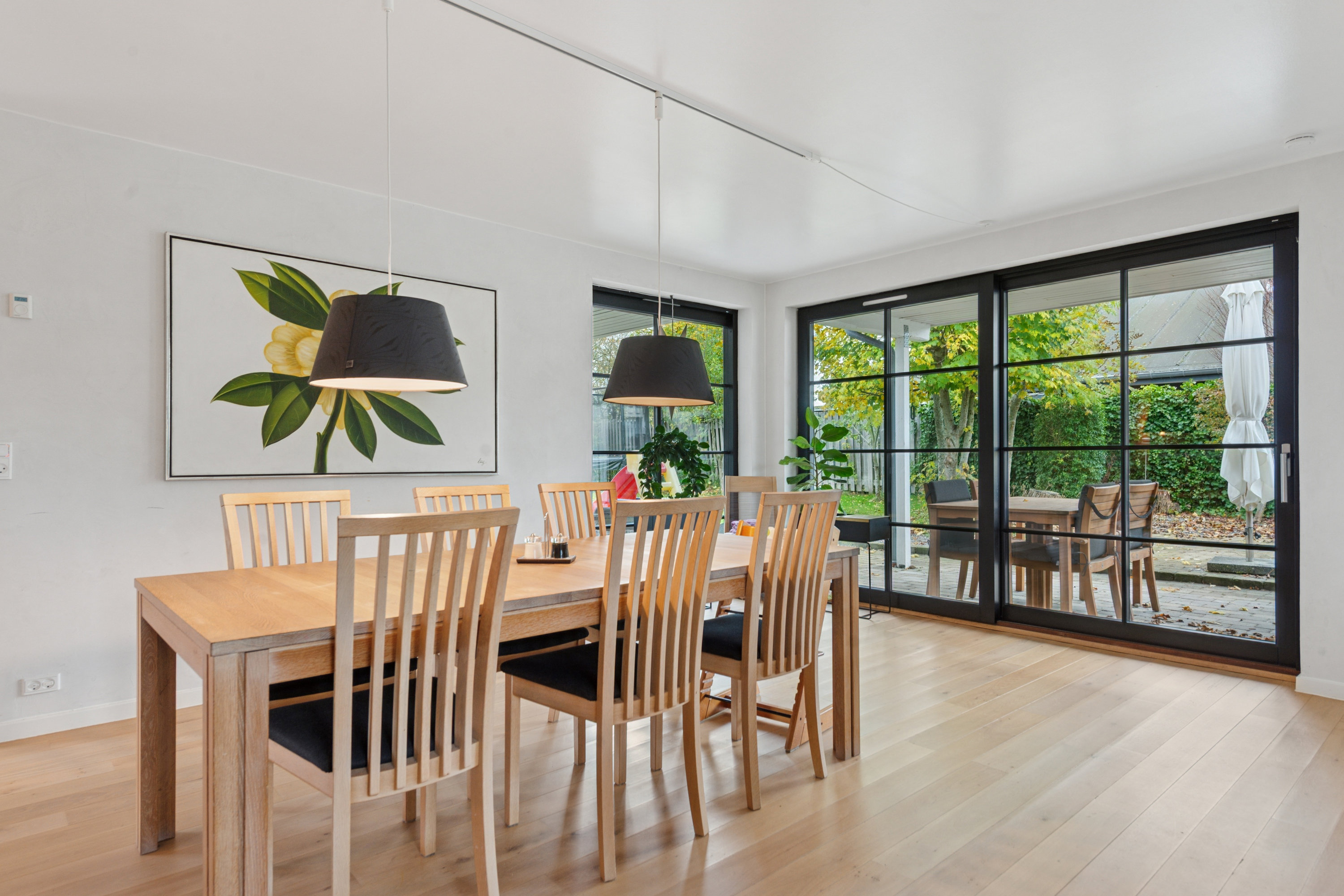 Fremhævet stue billede i fuldskærmstilstand. Billede af Tofteholmen 1, 2690 Karlslunde