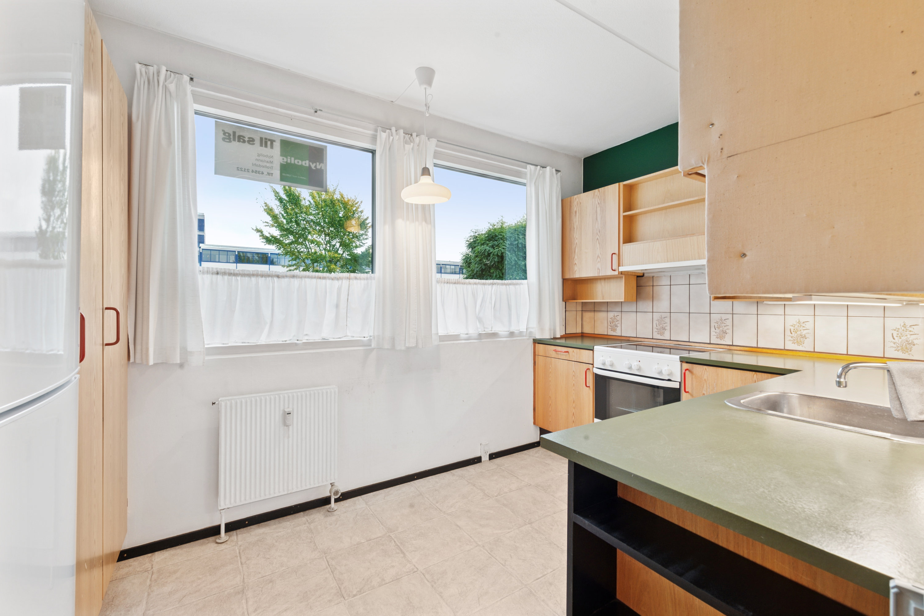 Miniaturebillede 1: køkken. Billede af Gammelgårds Alle 35, st.. th., 2665 Vallensbæk Strand