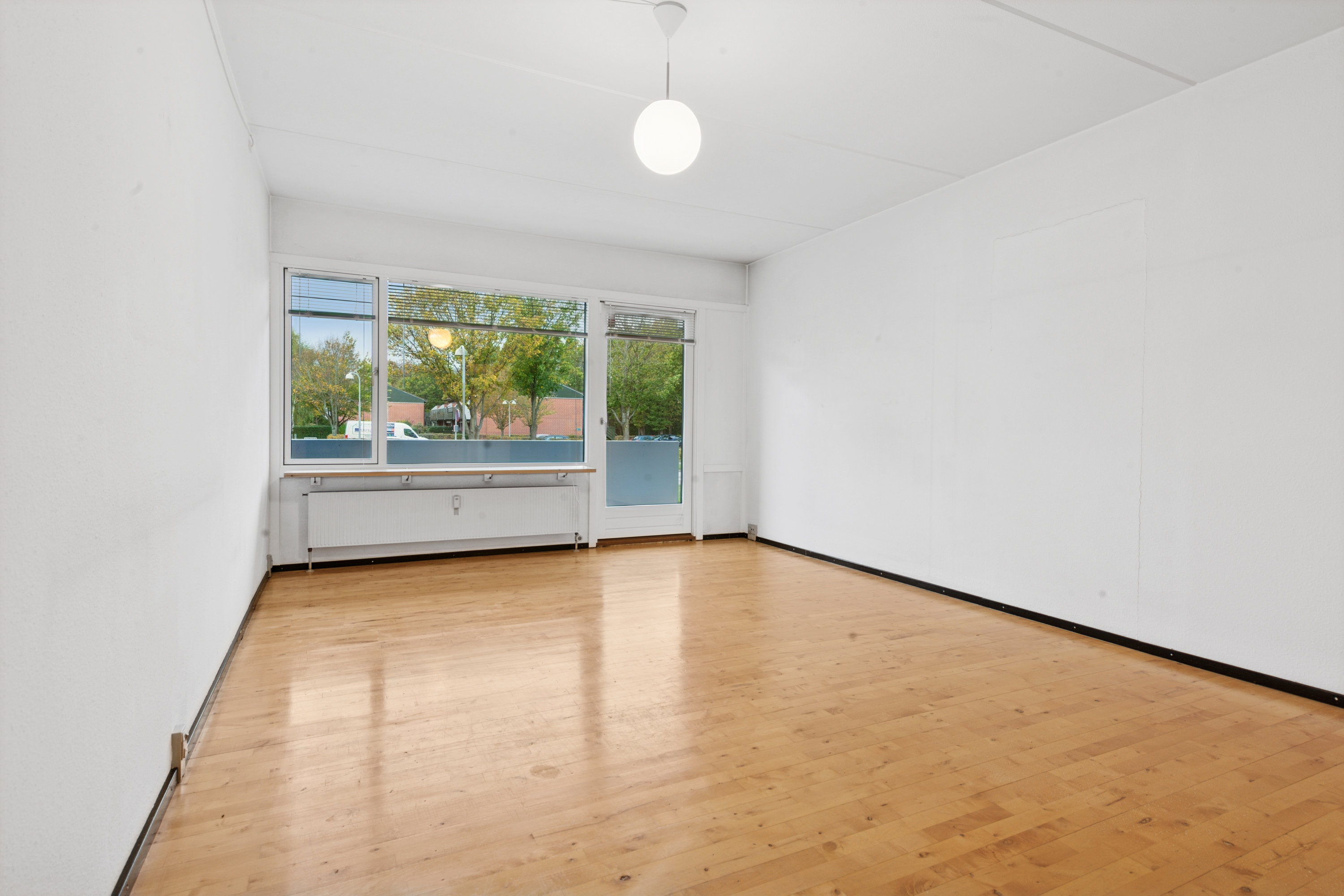 Fremhævet stue billede i fuldskærmstilstand. Billede af Gammelgårds Alle 35, st.. th., 2665 Vallensbæk Strand