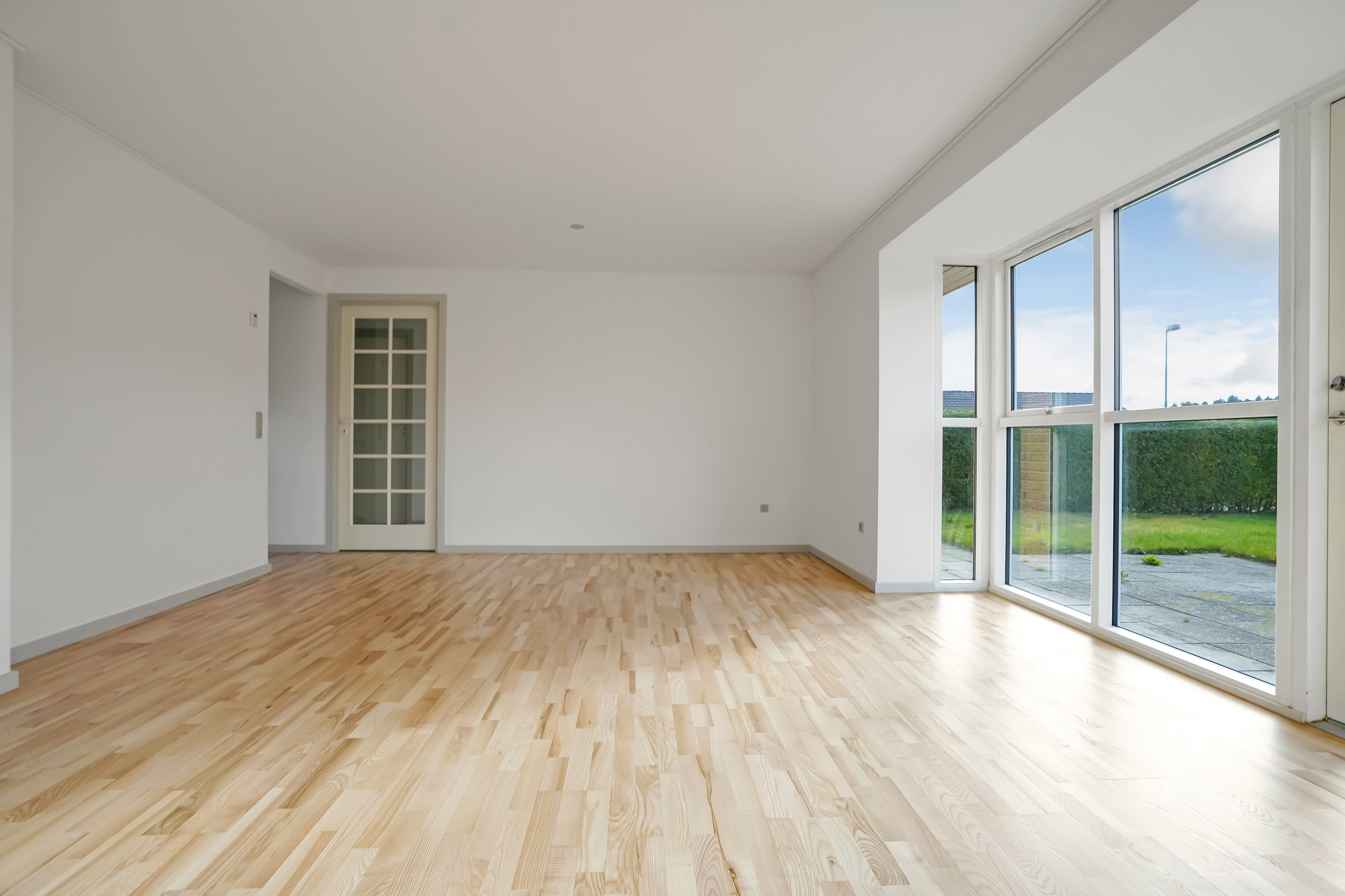 Fremhævet stue billede i fuldskærmstilstand. Billede af Rødtjørnvej 6, Ejlstrup, 5200 Odense V