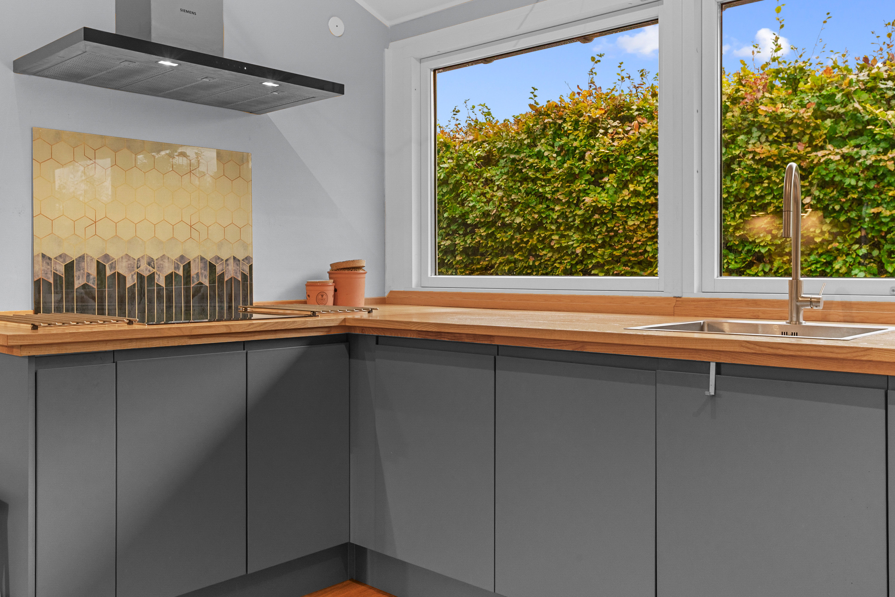 Fremhævet køkken billede i fuldskærmstilstand. Billede af Hyldetoften 15, 2750 Ballerup