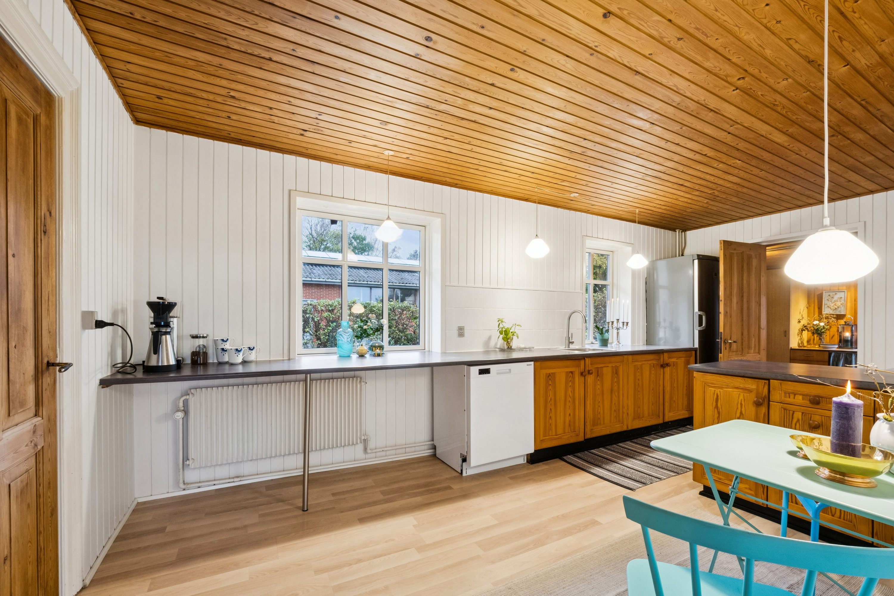 Fremhævet køkken billede i fuldskærmstilstand. Billede af Fjordkær 129, Vester Jølby, 7950 Erslev