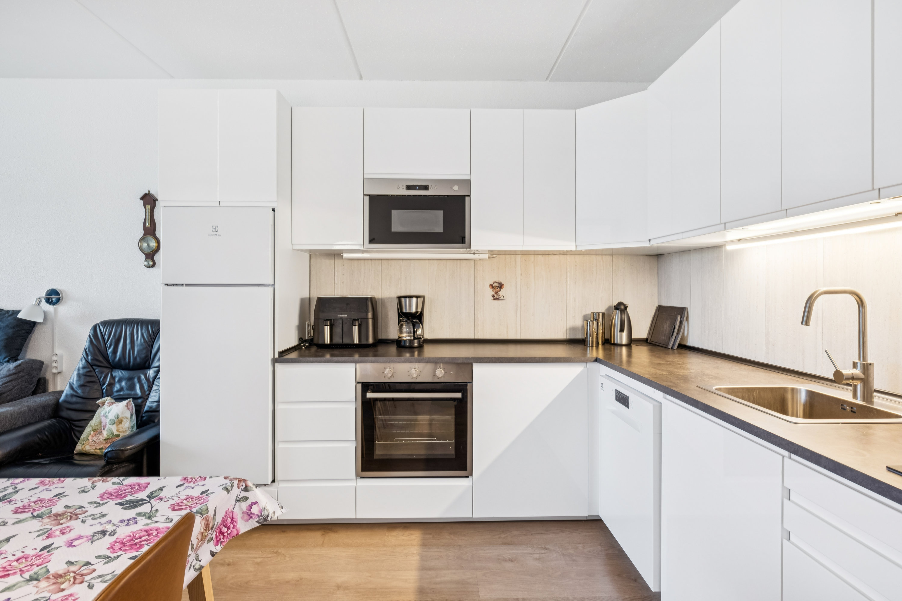 Miniaturebillede 2: køkken. Billede af Fægangsvej 11E, st.. 115., Bønnerup Strand, 8585 Glesborg