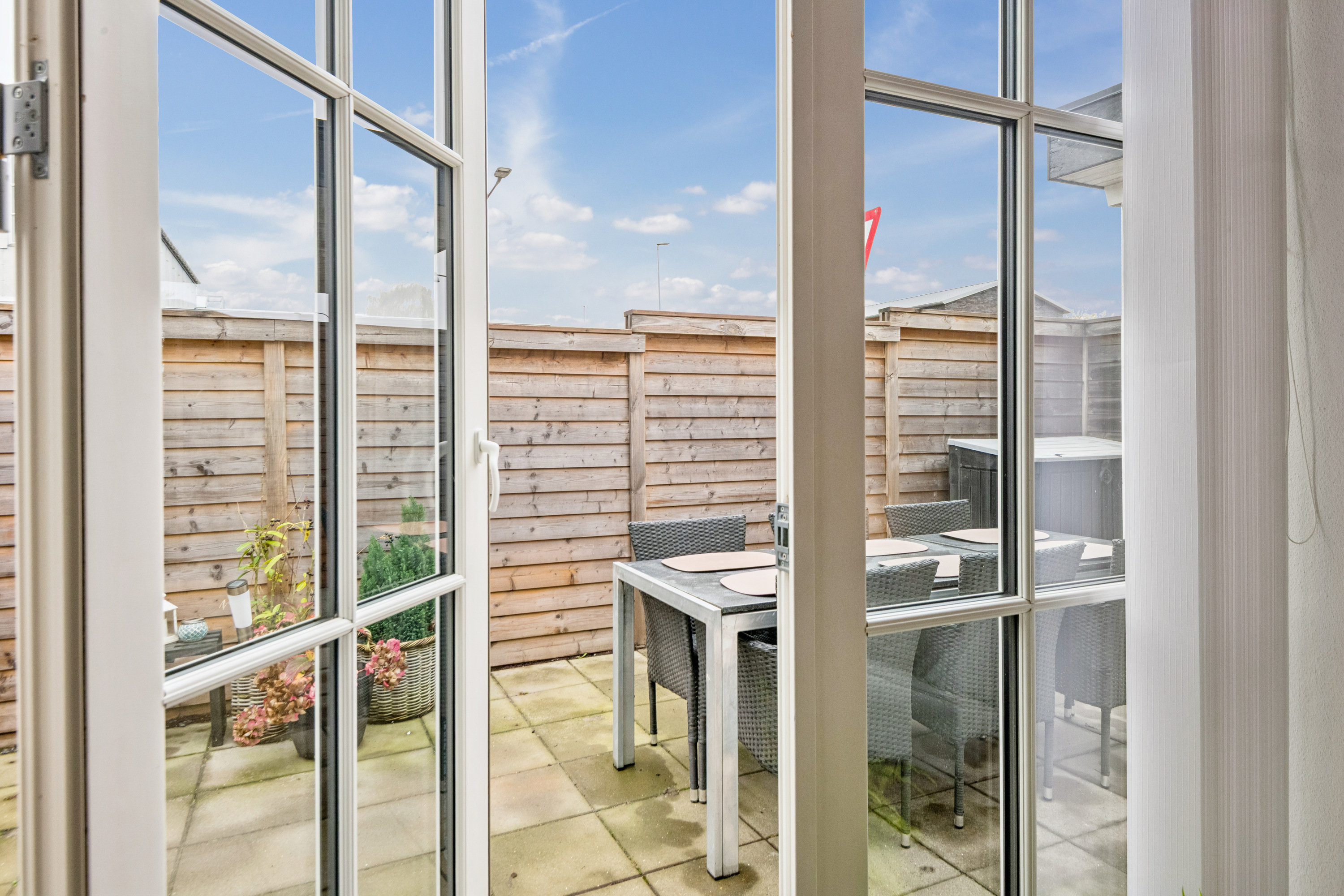 Fremhævet terrasse billede i fuldskærmstilstand. Billede af Agertoften 20A, 9200 Aalborg SV