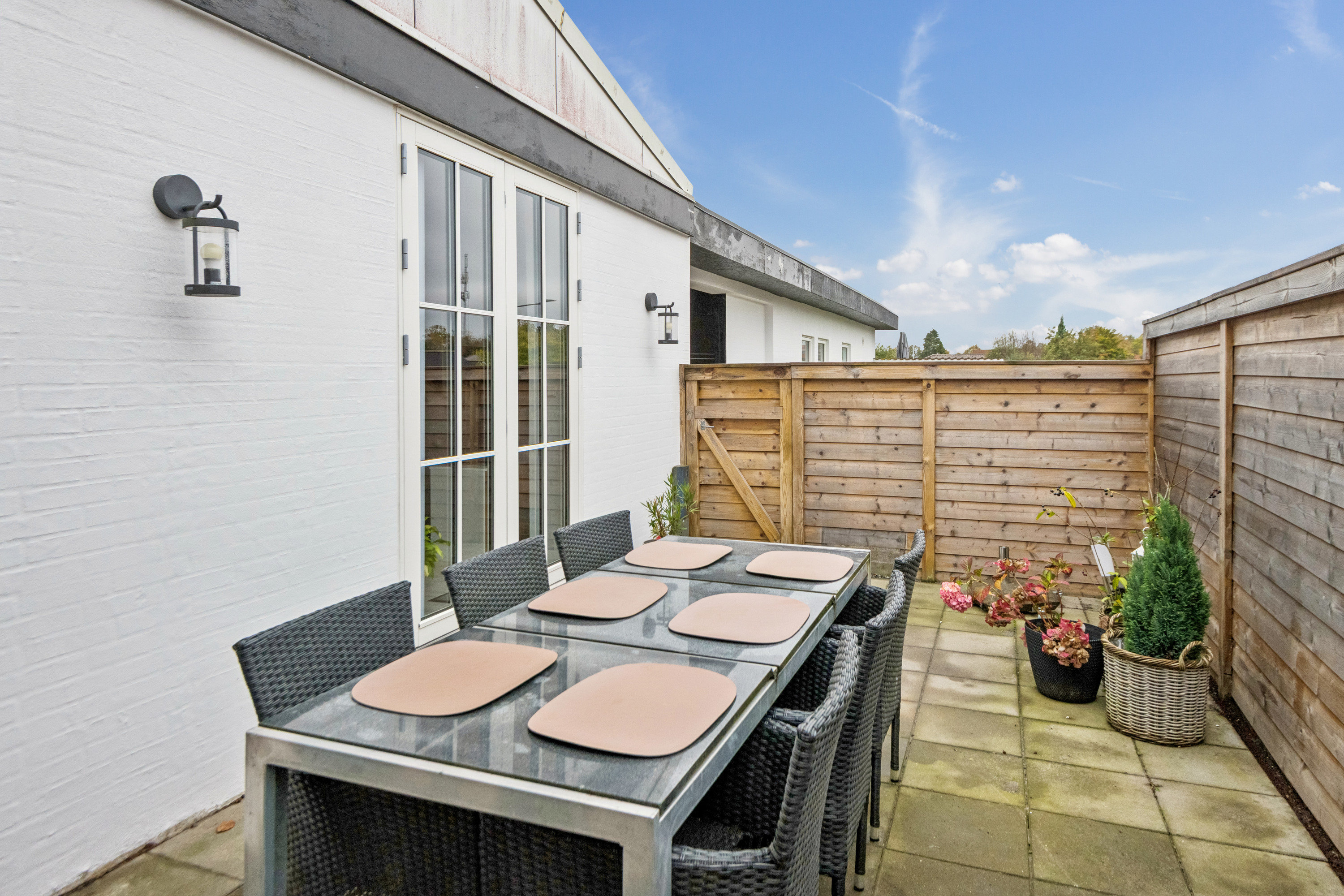 Fremhævet terrasse billede i fuldskærmstilstand. Billede af Agertoften 20A, 9200 Aalborg SV