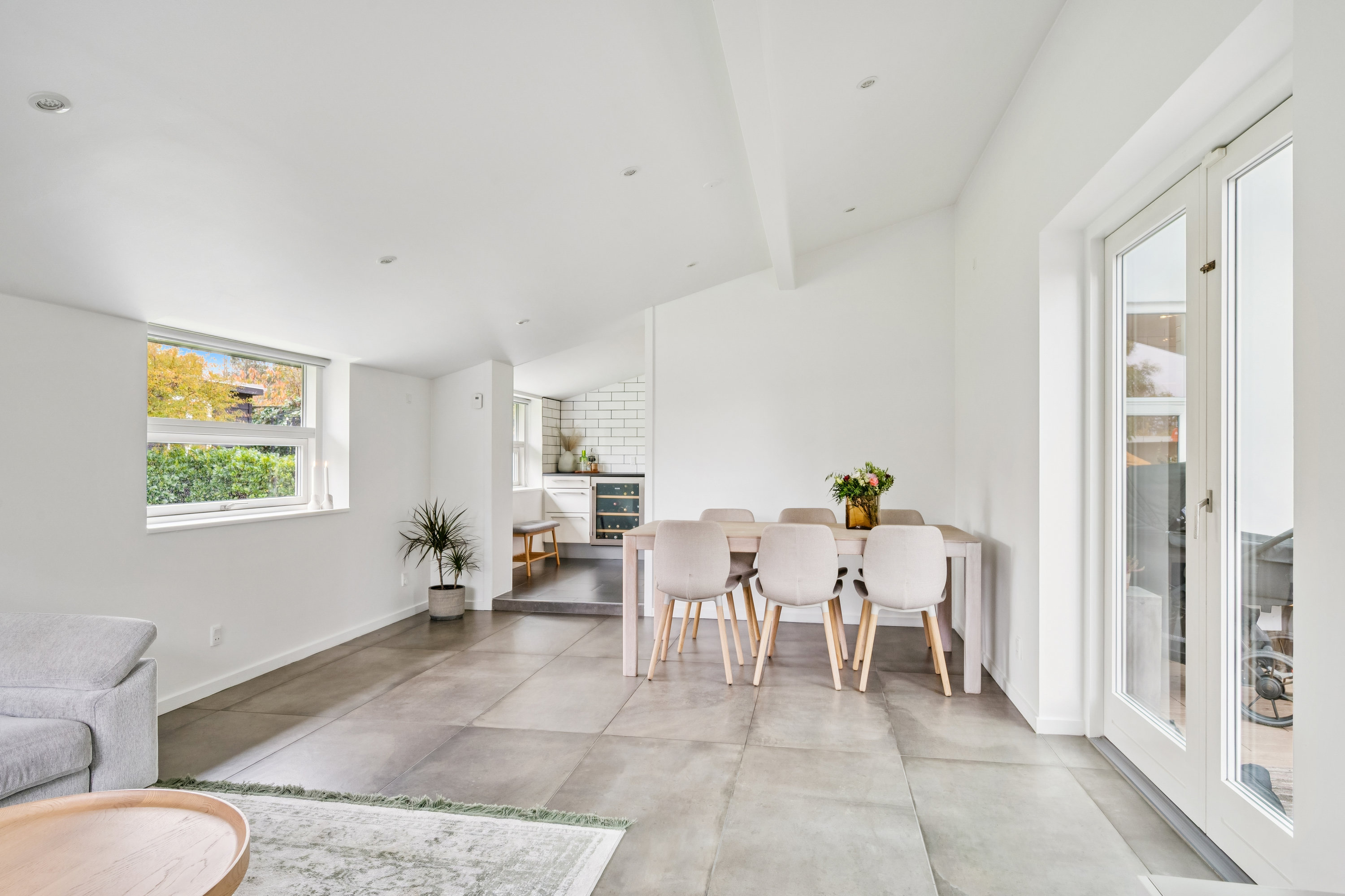 Fremhævet stue billede i fuldskærmstilstand. Billede af Lystrupvej 52, 8240 Risskov