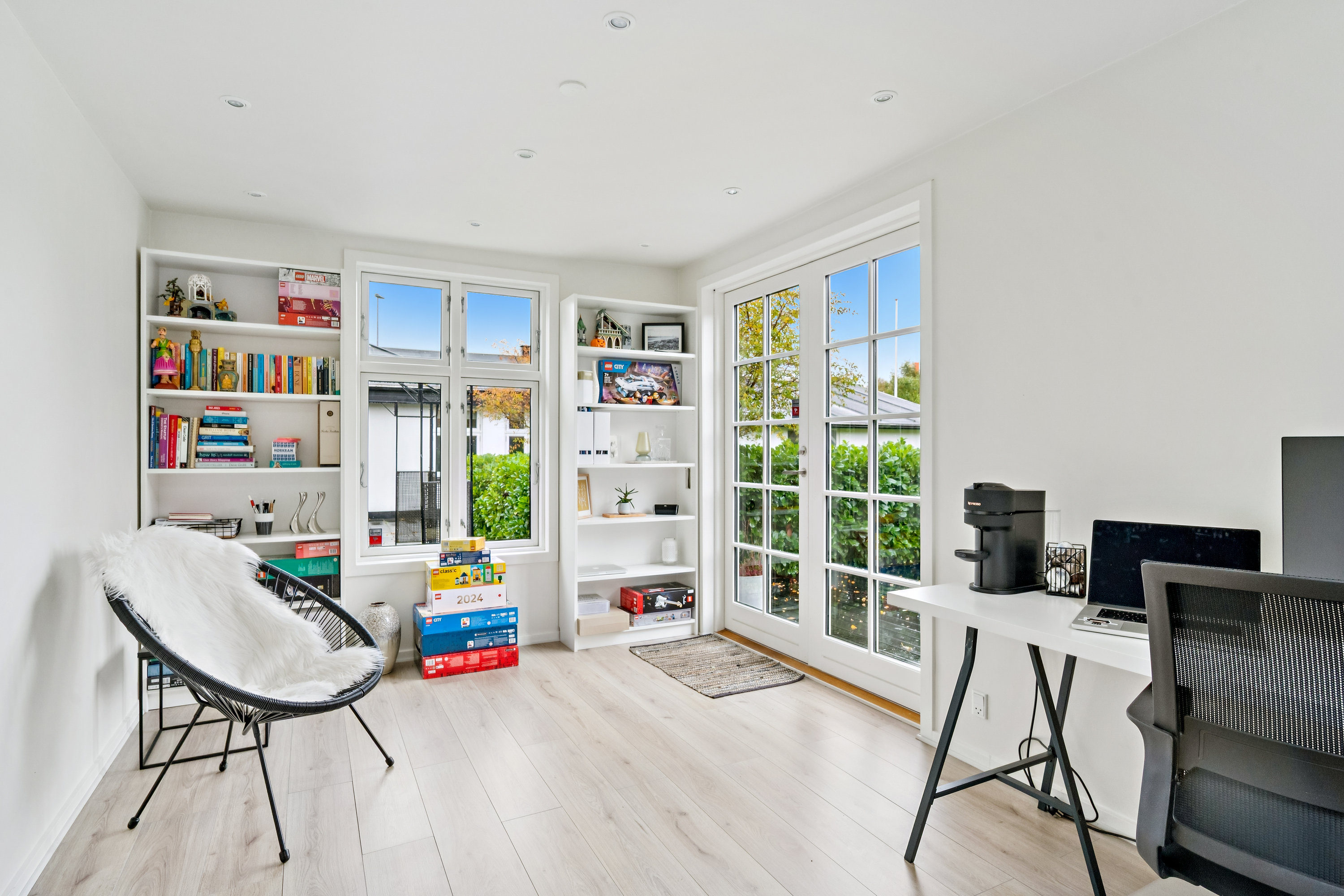 Fremhævet stue billede i fuldskærmstilstand. Billede af Lystrupvej 52, 8240 Risskov