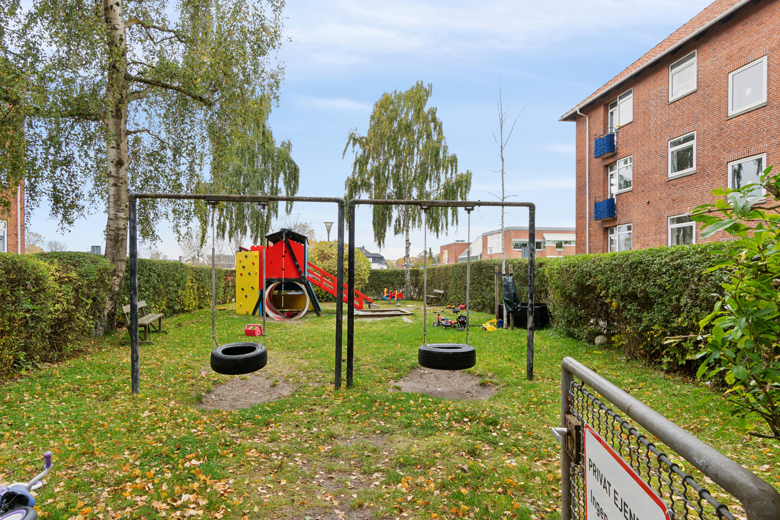 Fremhævet udendørs billede i fuldskærmstilstand. Billede af Christiansvej 13, 1. mf., 2600 Glostrup