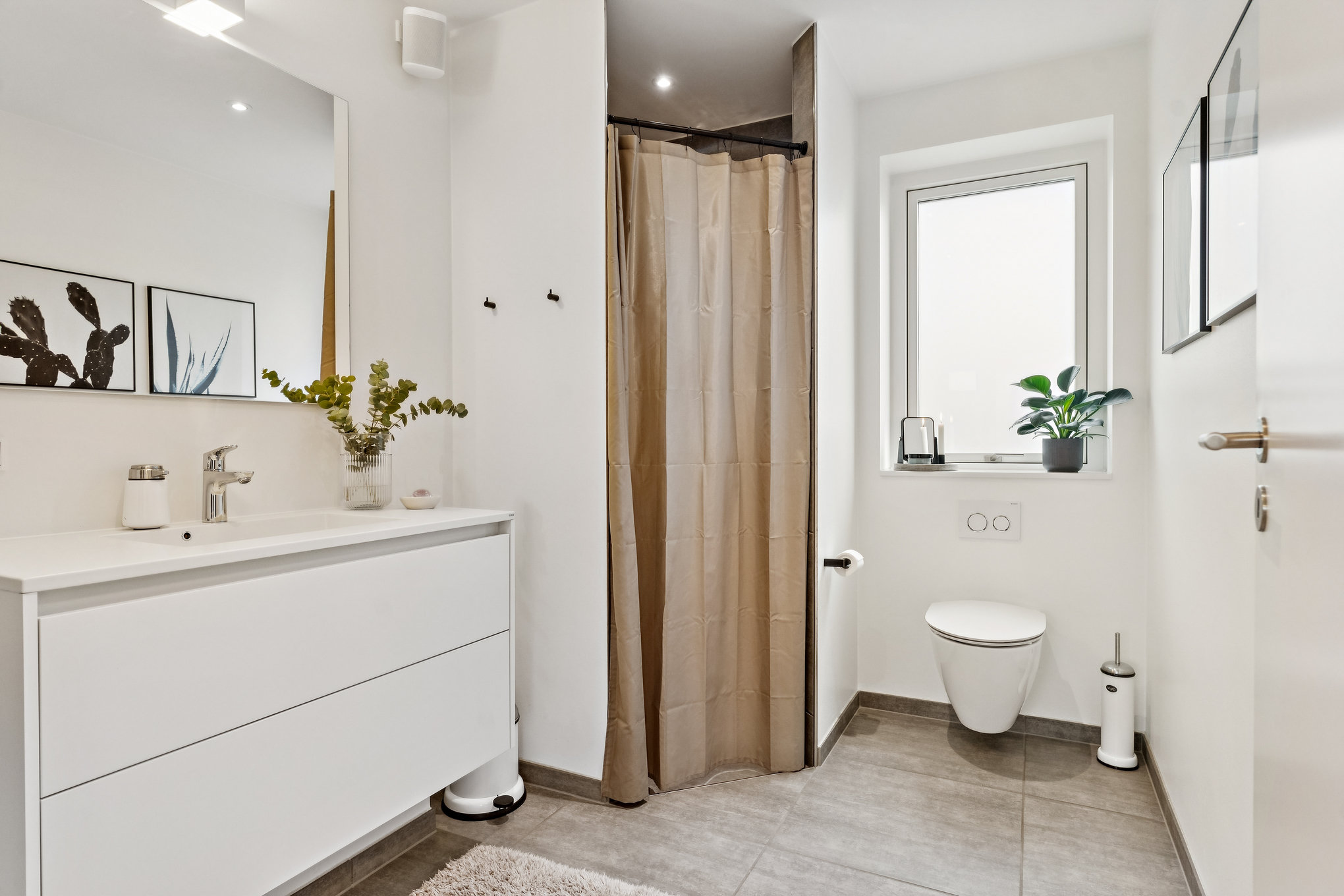 Fremhævet badeværelse billede i fuldskærmstilstand. Billede af Elrovej 28, 8920 Randers NV