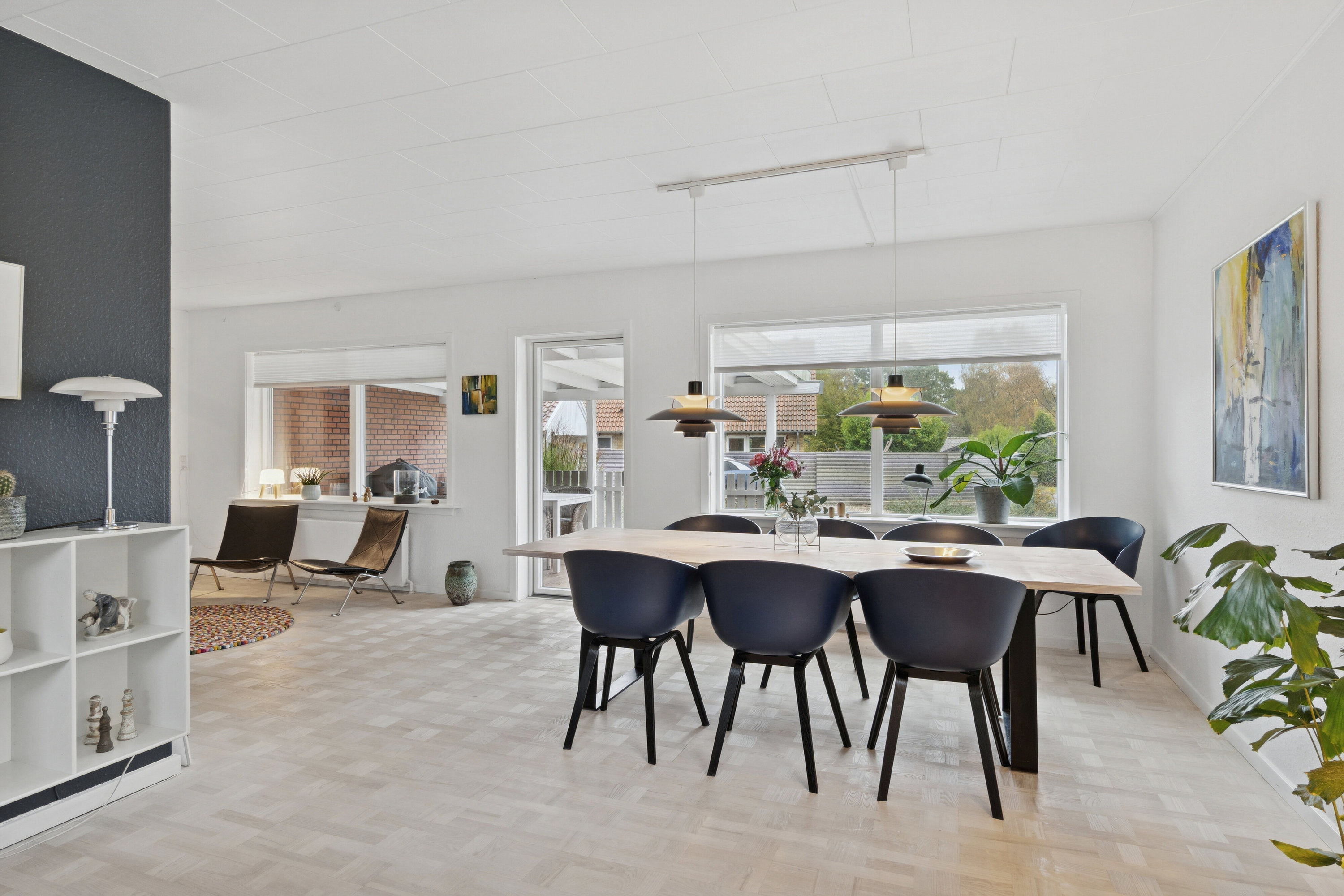 Fremhævet spisestue billede i fuldskærmstilstand. Billede af Møllebakkevej 1, 4581 Rørvig