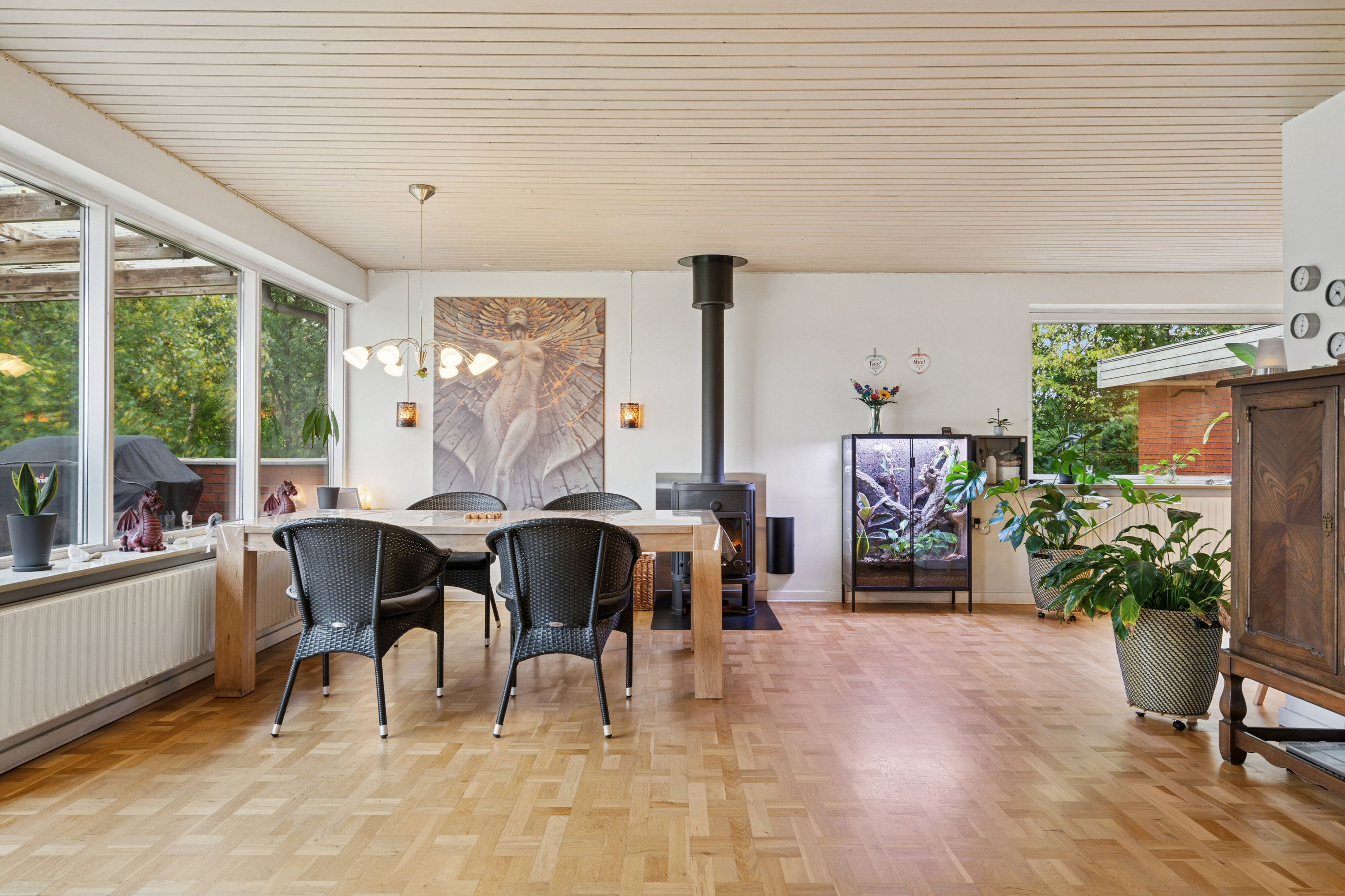 Fremhævet spisestue billede i fuldskærmstilstand. Billede af Gl Skolevej 17, Askov, 4733 Tappernøje