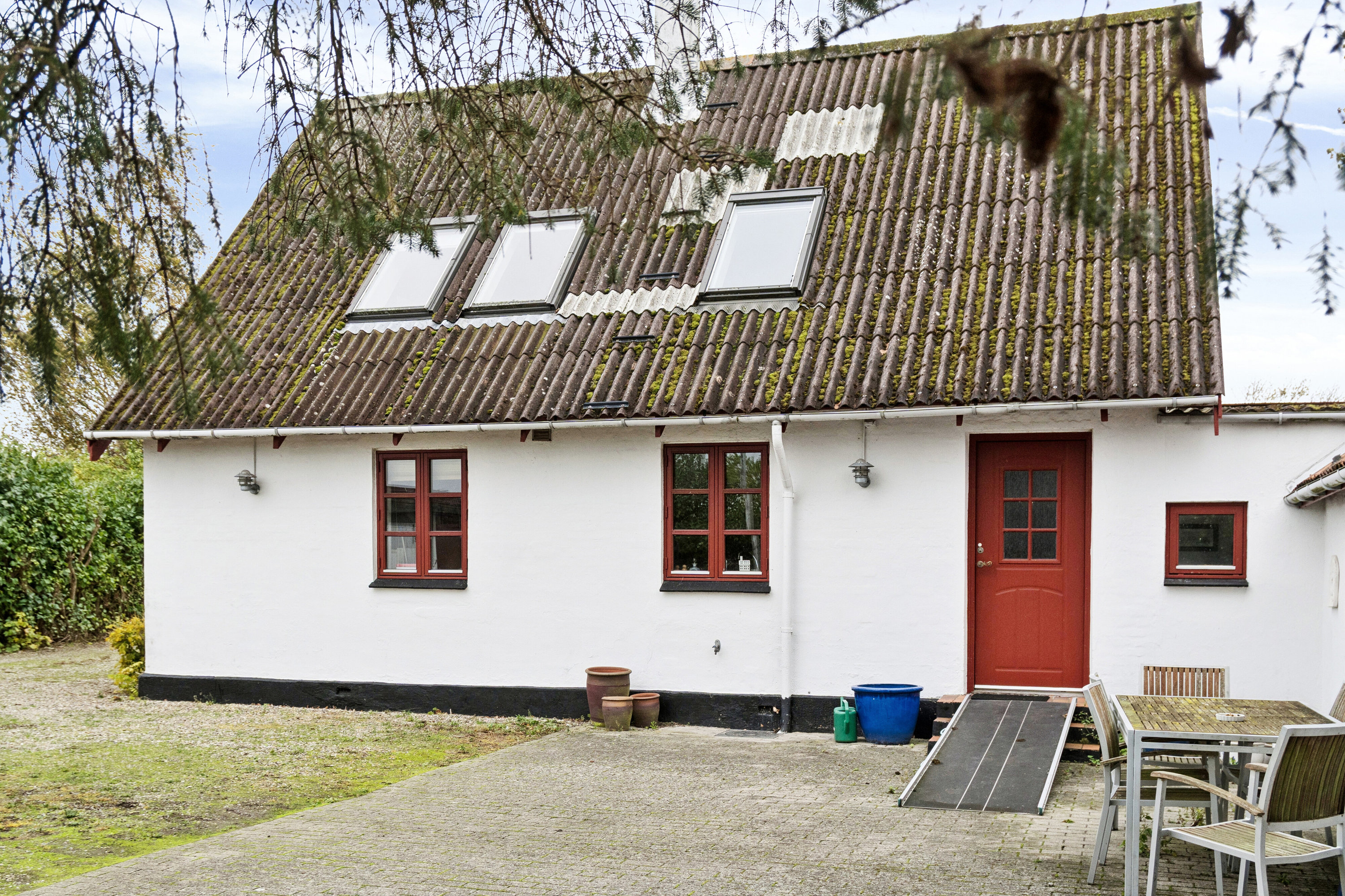 Fremhævet set fra vejen billede i fuldskærmstilstand. Billede af Gudmindrup Mosevej 1, Gudmindrup, 4573 Højby