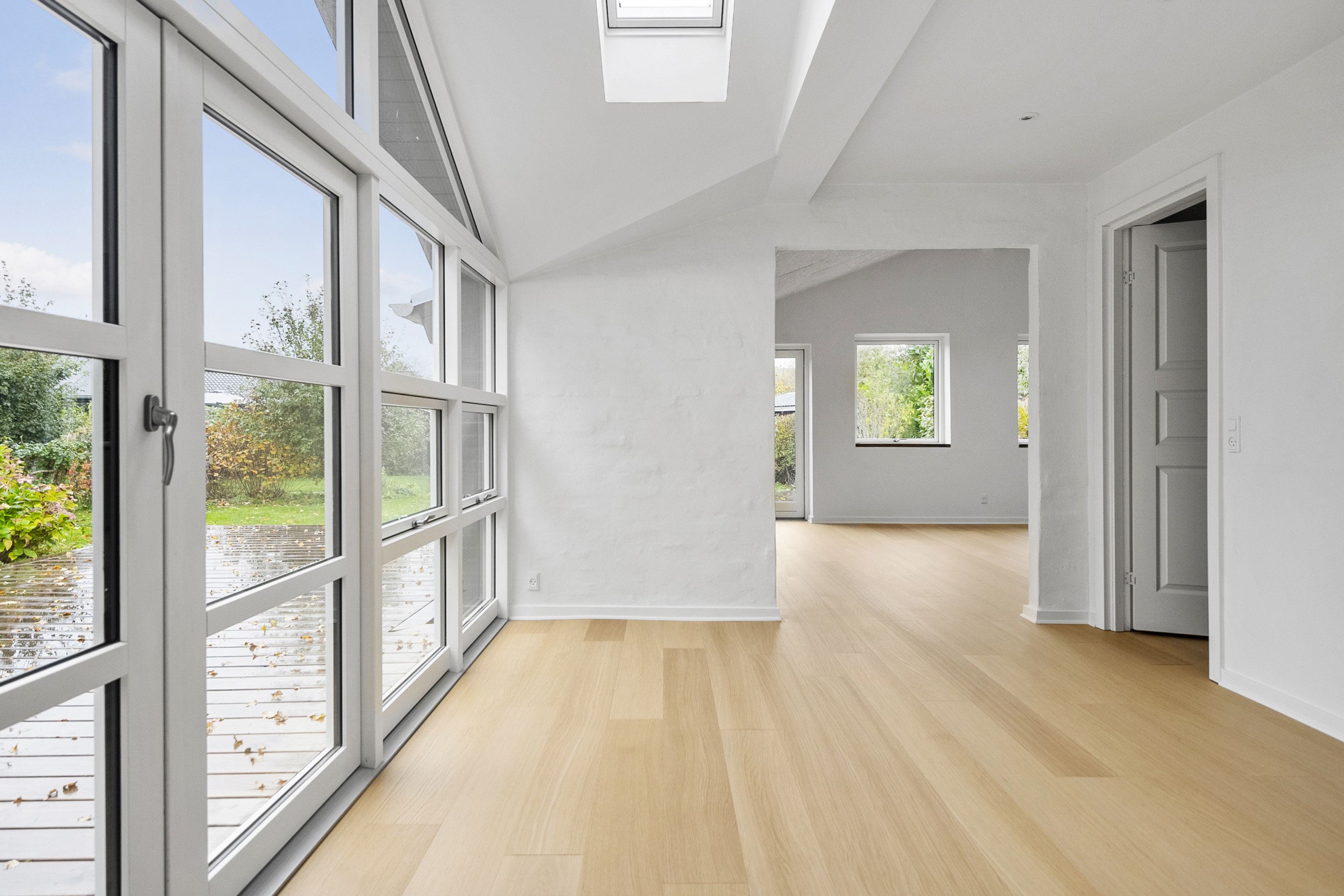 Fremhævet stue billede i fuldskærmstilstand. Billede af Villavej 5, Hou, 8300 Odder