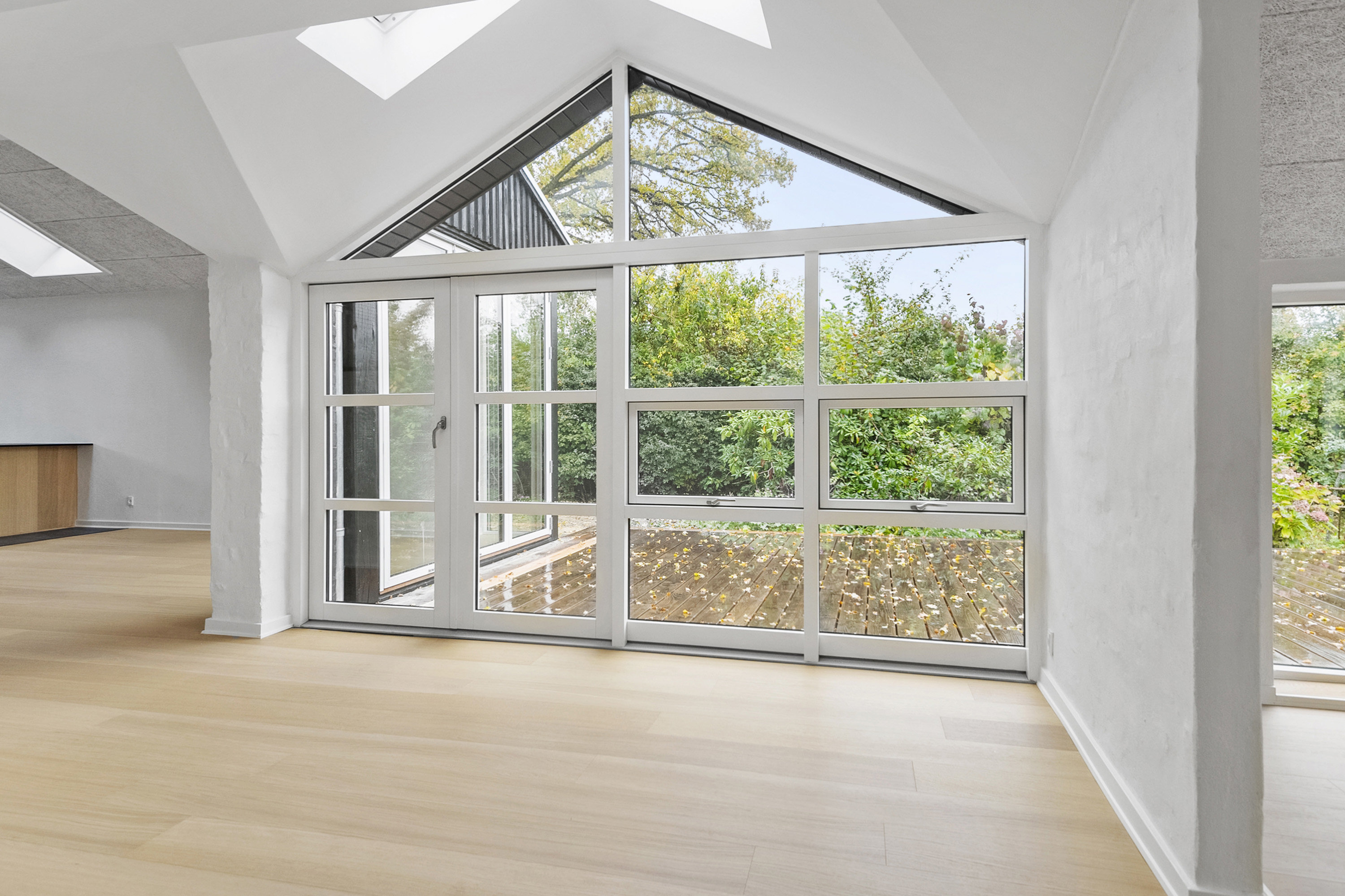 Fremhævet stue billede i fuldskærmstilstand. Billede af Villavej 5, Hou, 8300 Odder