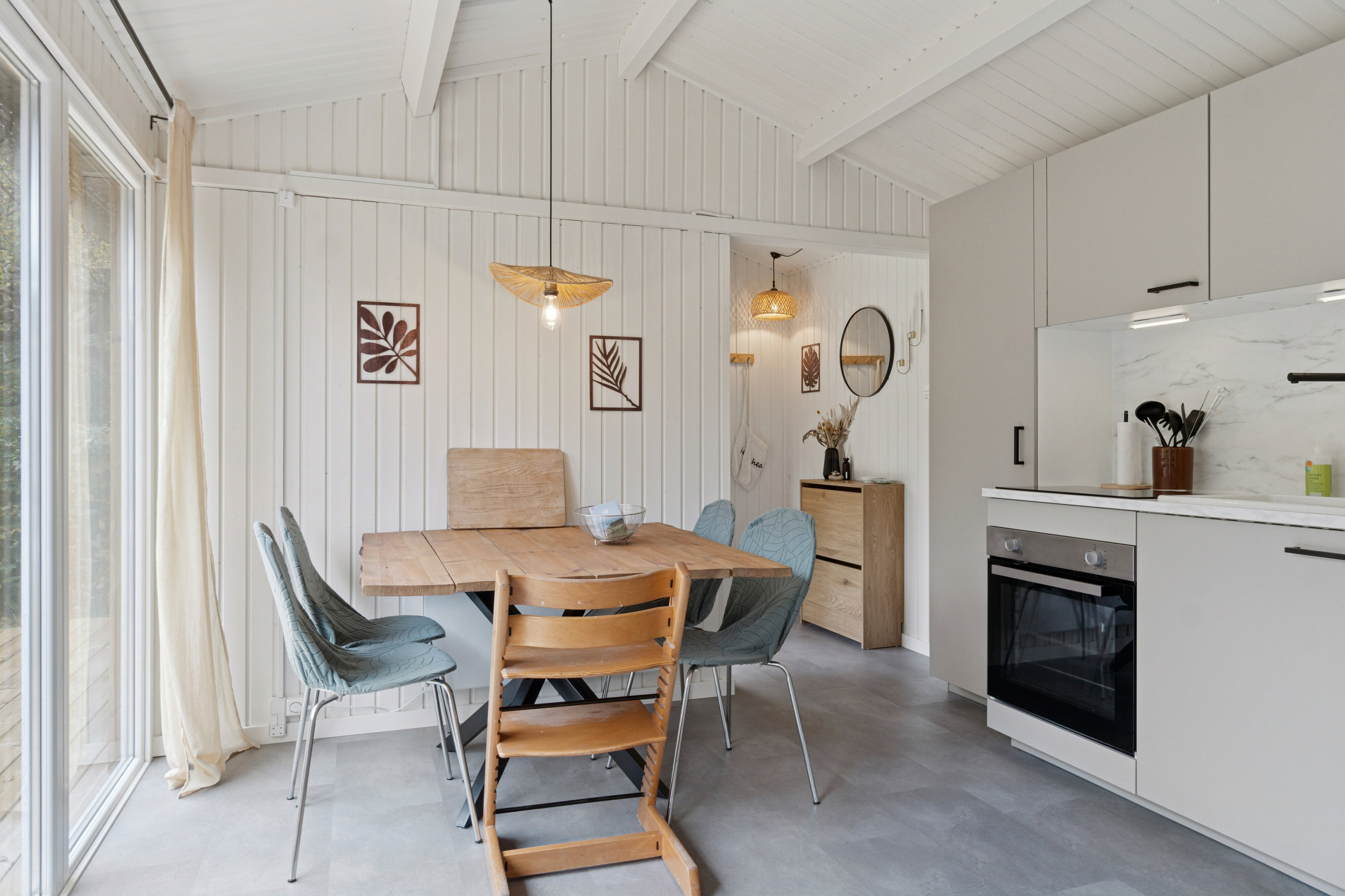 Fremhævet spisestue billede i fuldskærmstilstand. Billede af Udmarken 13, 4400 Kalundborg