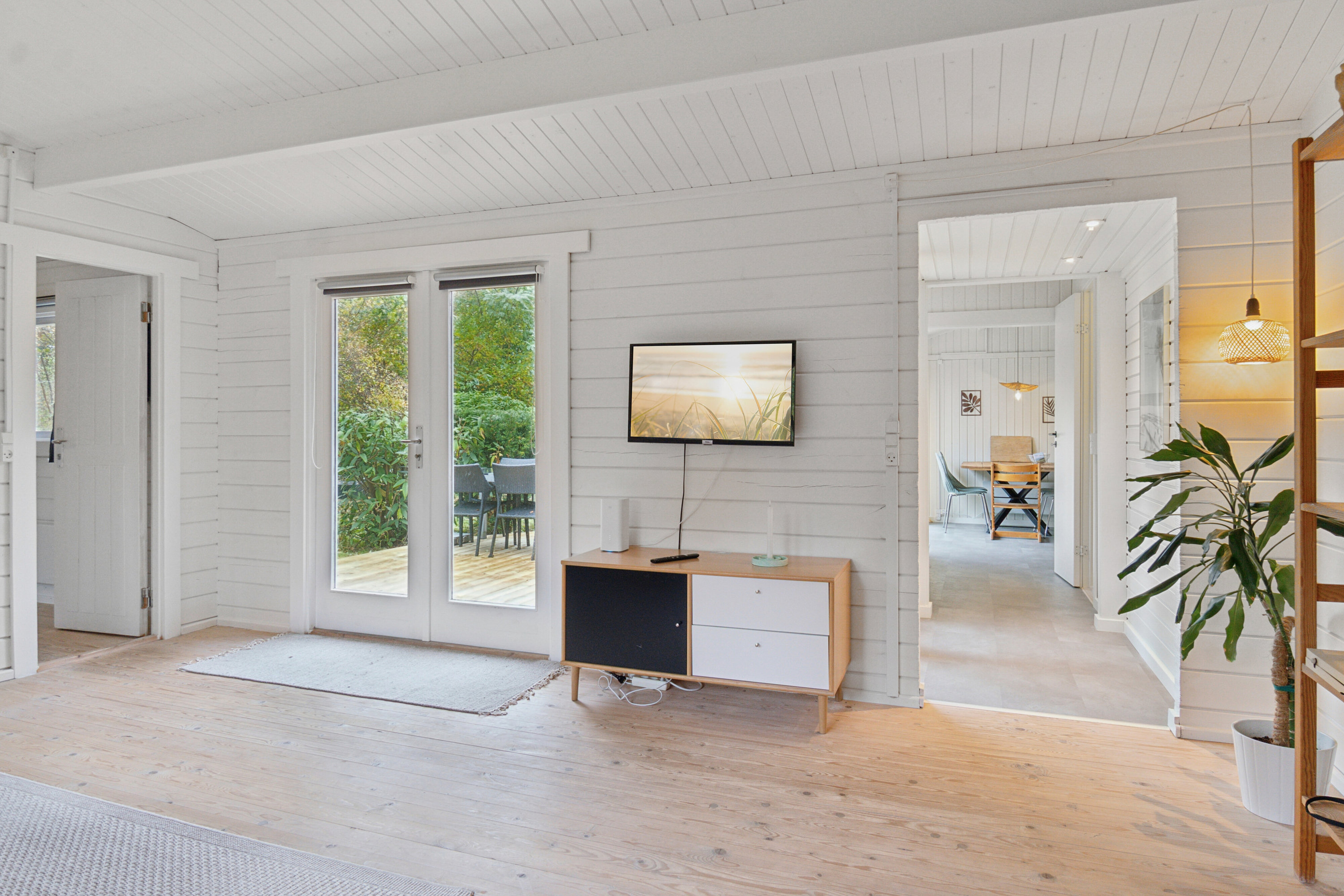 Fremhævet stue billede i fuldskærmstilstand. Billede af Udmarken 13, 4400 Kalundborg