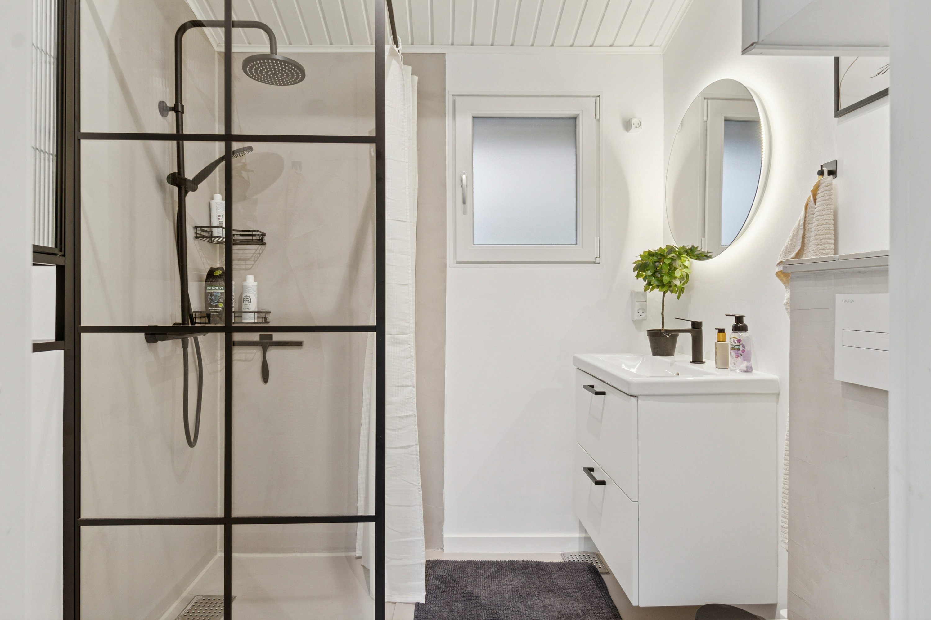 Fremhævet badeværelse billede i fuldskærmstilstand. Billede af Udmarken 13, 4400 Kalundborg