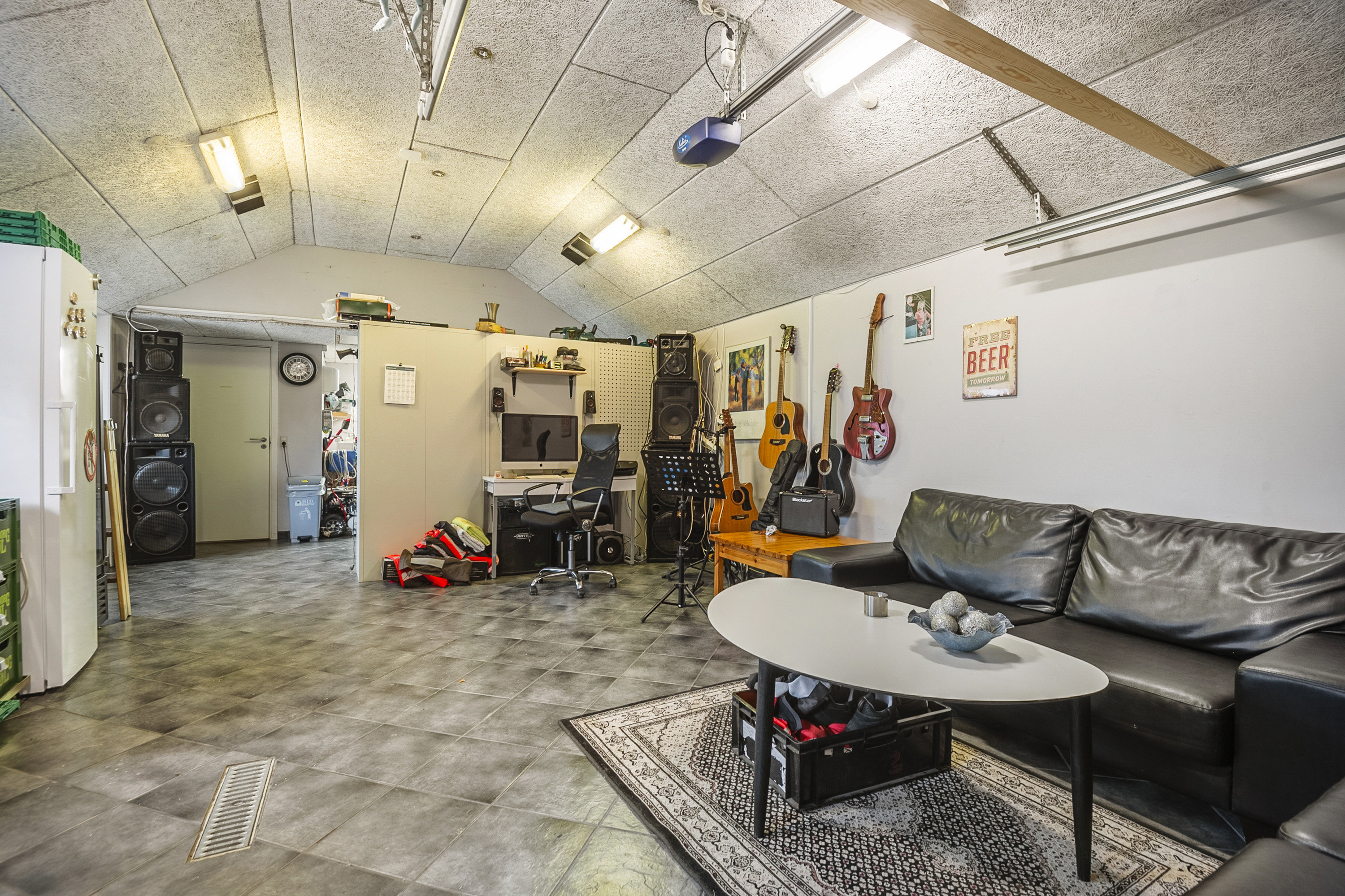 Fremhævet stue billede i fuldskærmstilstand. Billede af Saturnvænget 2, 6710 Esbjerg V