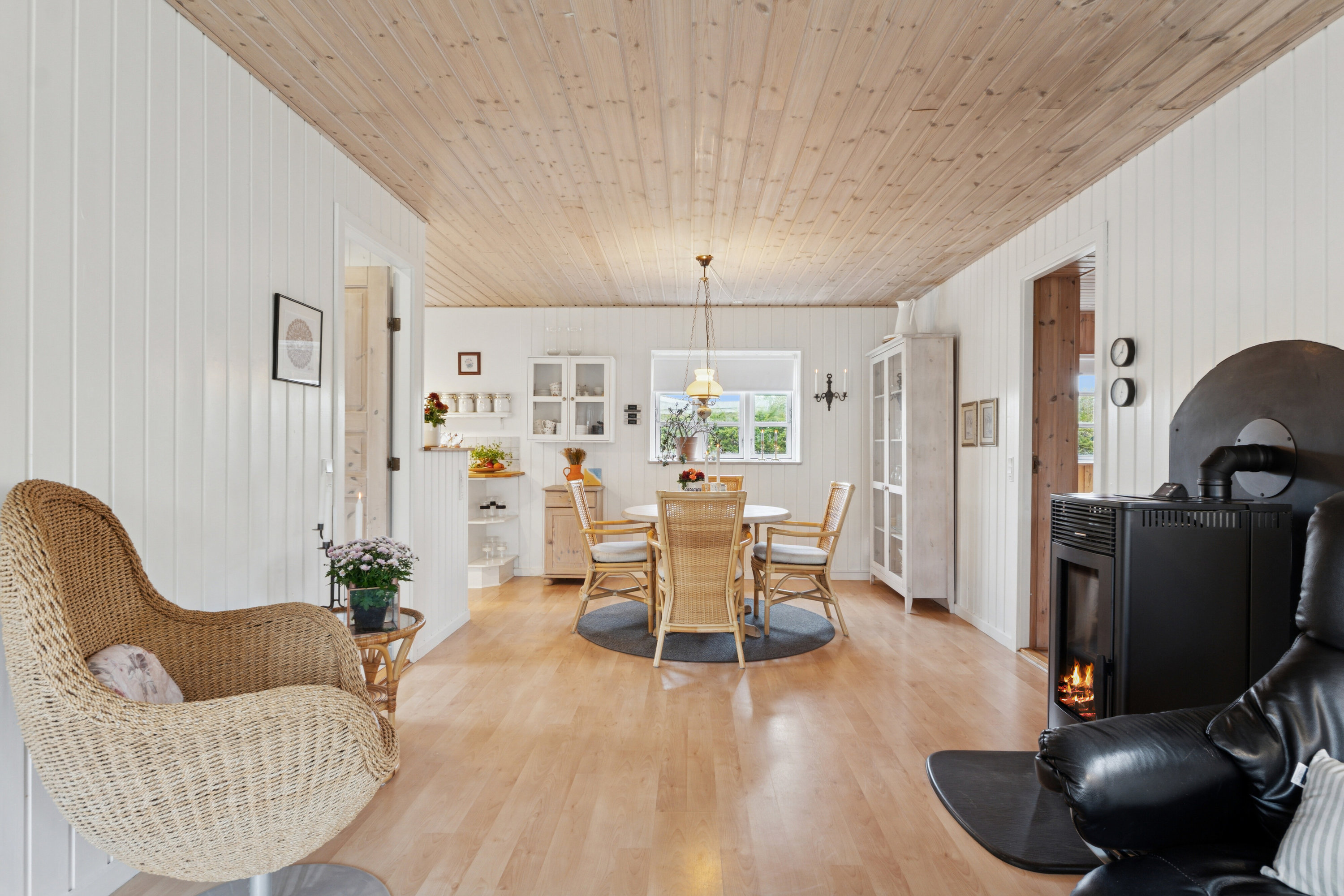 Fremhævet stue billede i fuldskærmstilstand. Billede af Ved Bækken 7, Hasmark Strand, 5450 Otterup