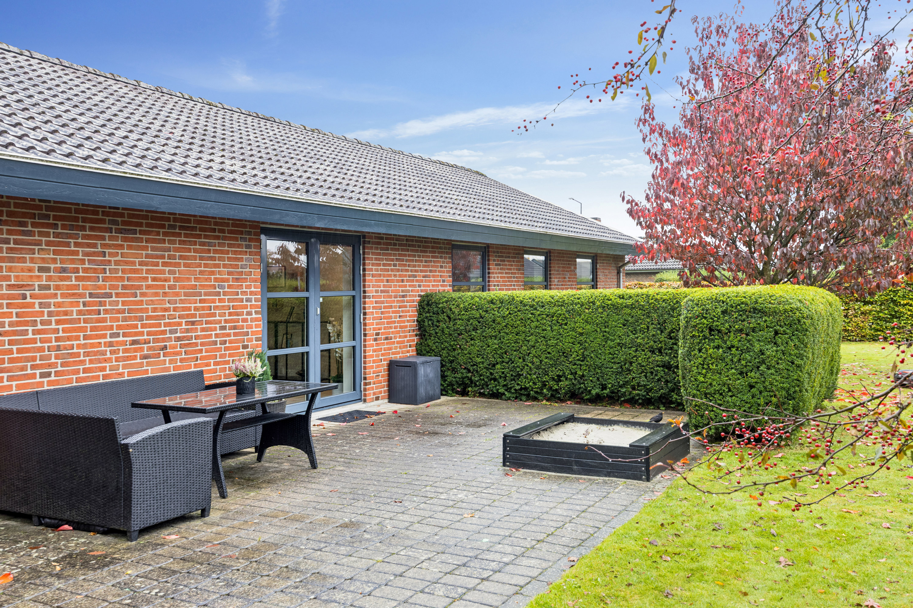 Fremhævet terrasse billede i fuldskærmstilstand. Billede af Østermarken 31, 9320 Hjallerup